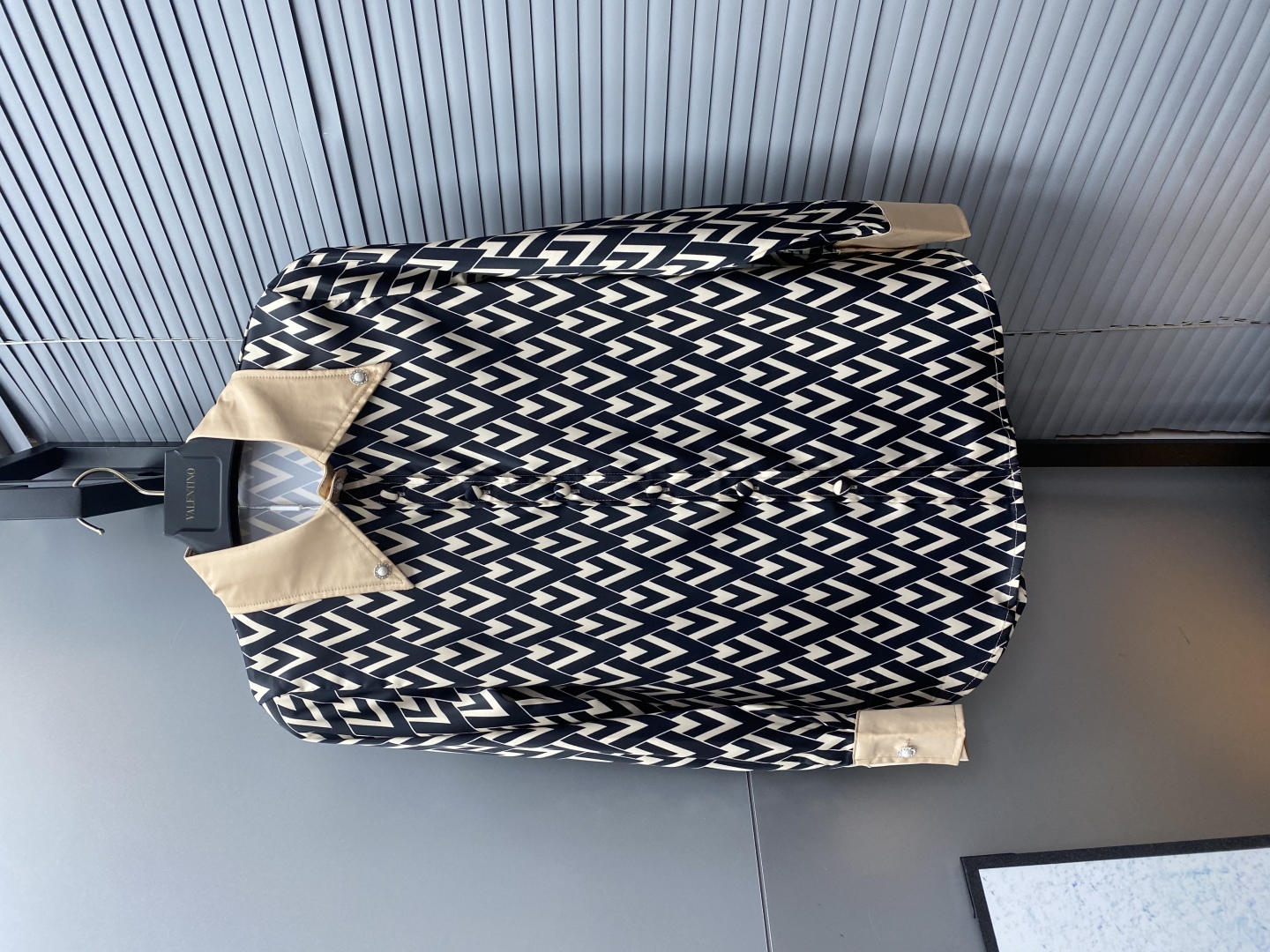 [TOP] VALENTINO Shirt - Brown