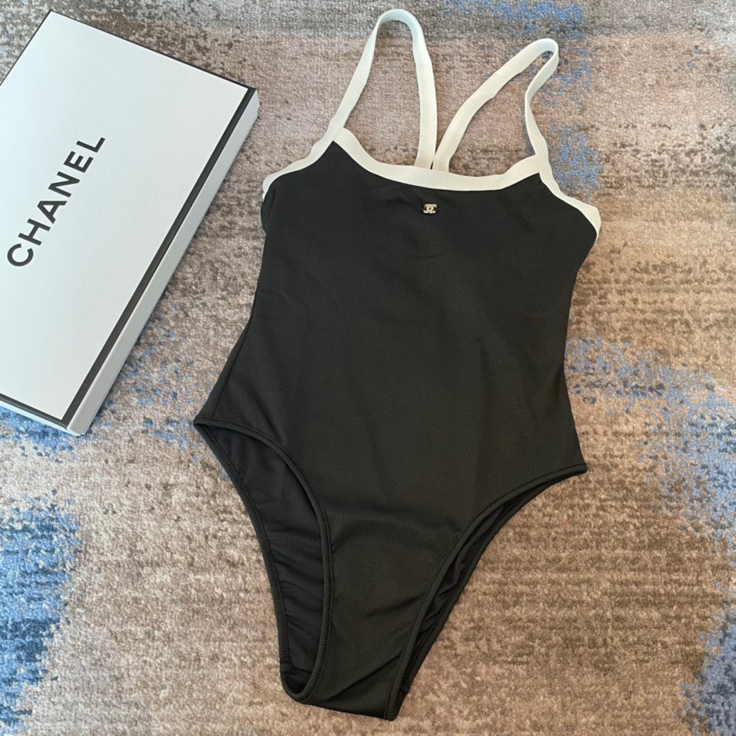 [TOP] CHANEL One-Piece Swimsuit - Black