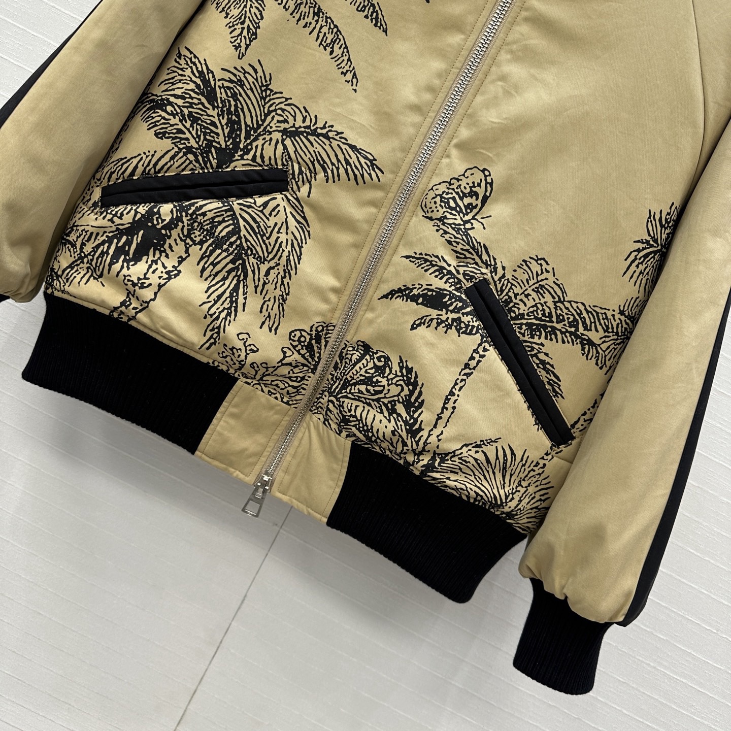 [TOP] Christian Dior  jacket - Khaki