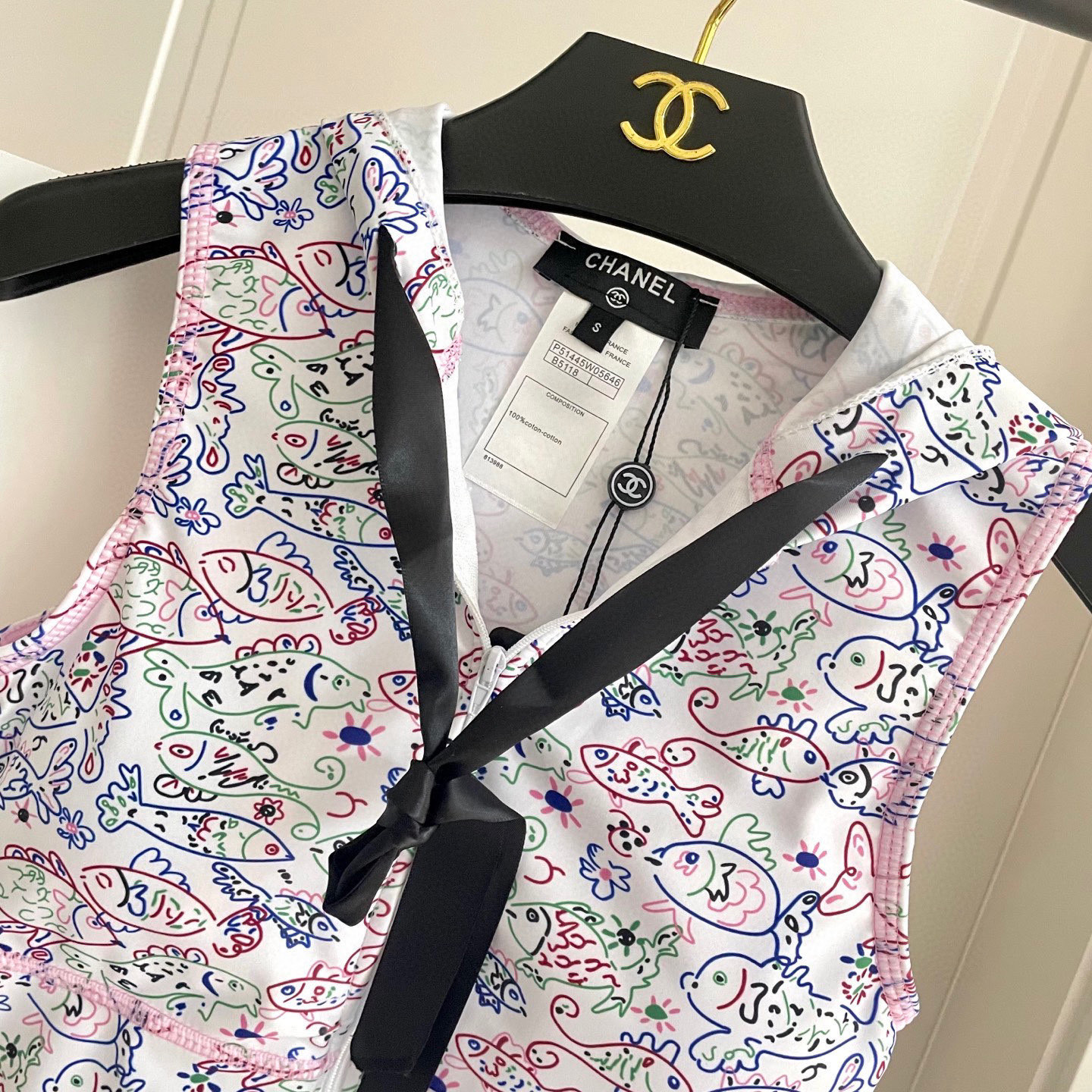 [TOP] CHANEL One-Piece Swimsuit - White