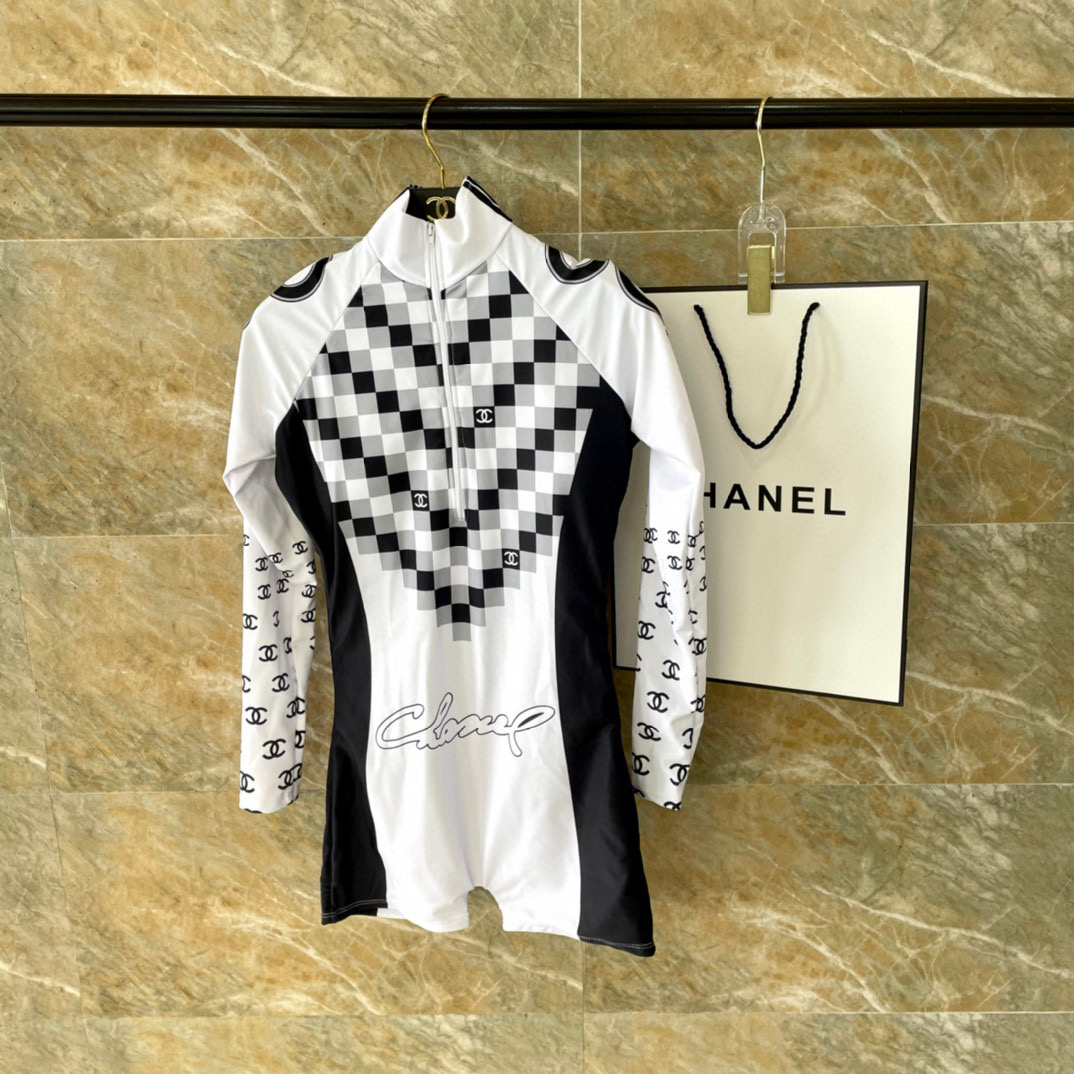 [TOP] CHANEL One-Piece Swimsuit - Black and White