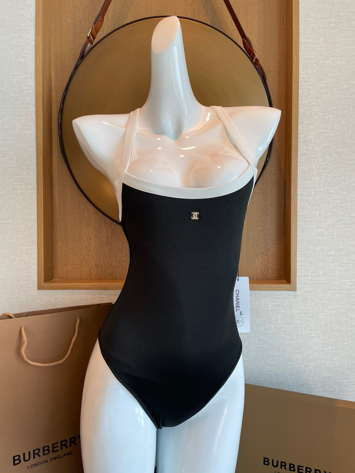 [TOP] CHANEL One-Piece Swimsuit - Black