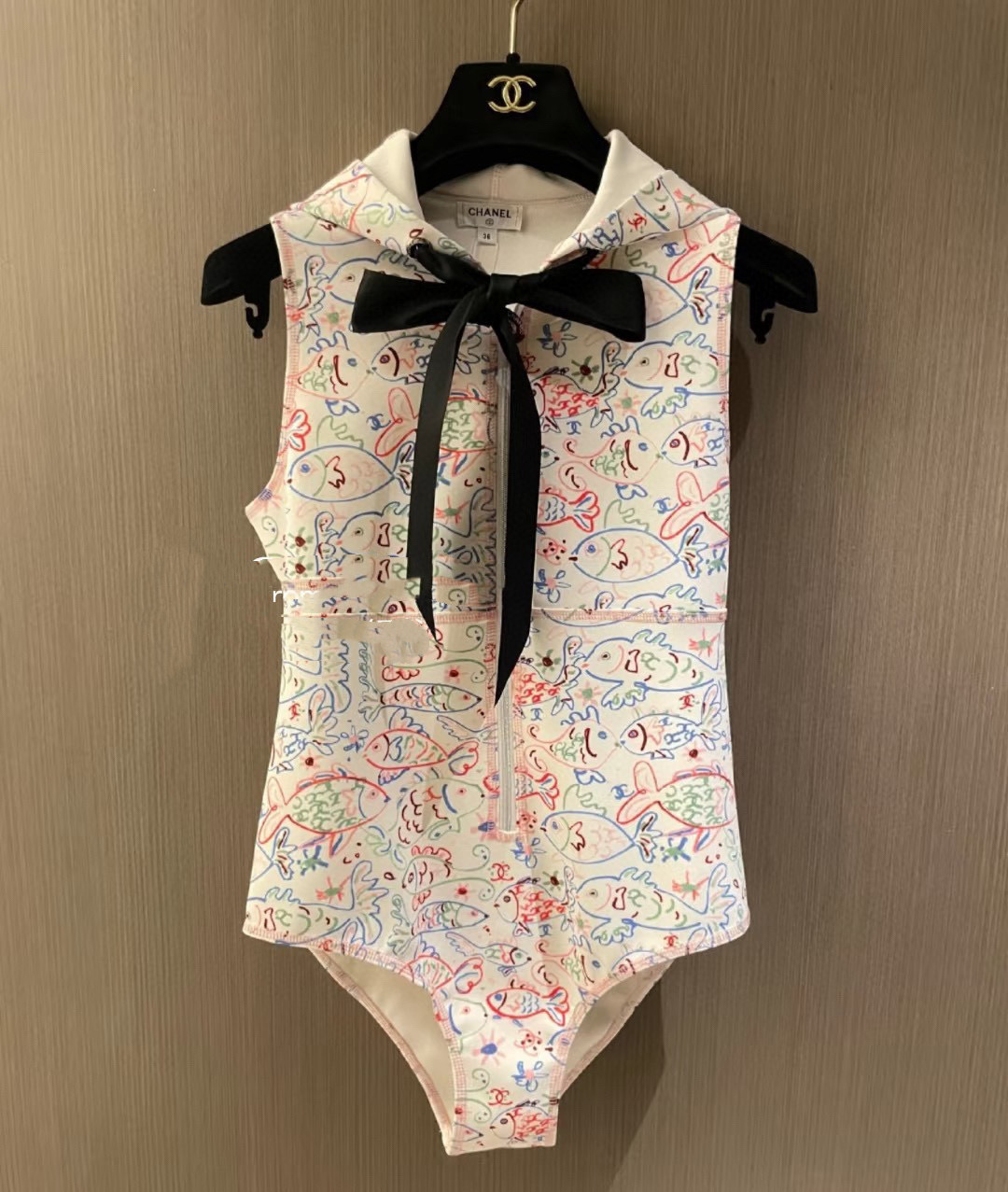 [TOP] CHANEL One-Piece Swimsuit - White