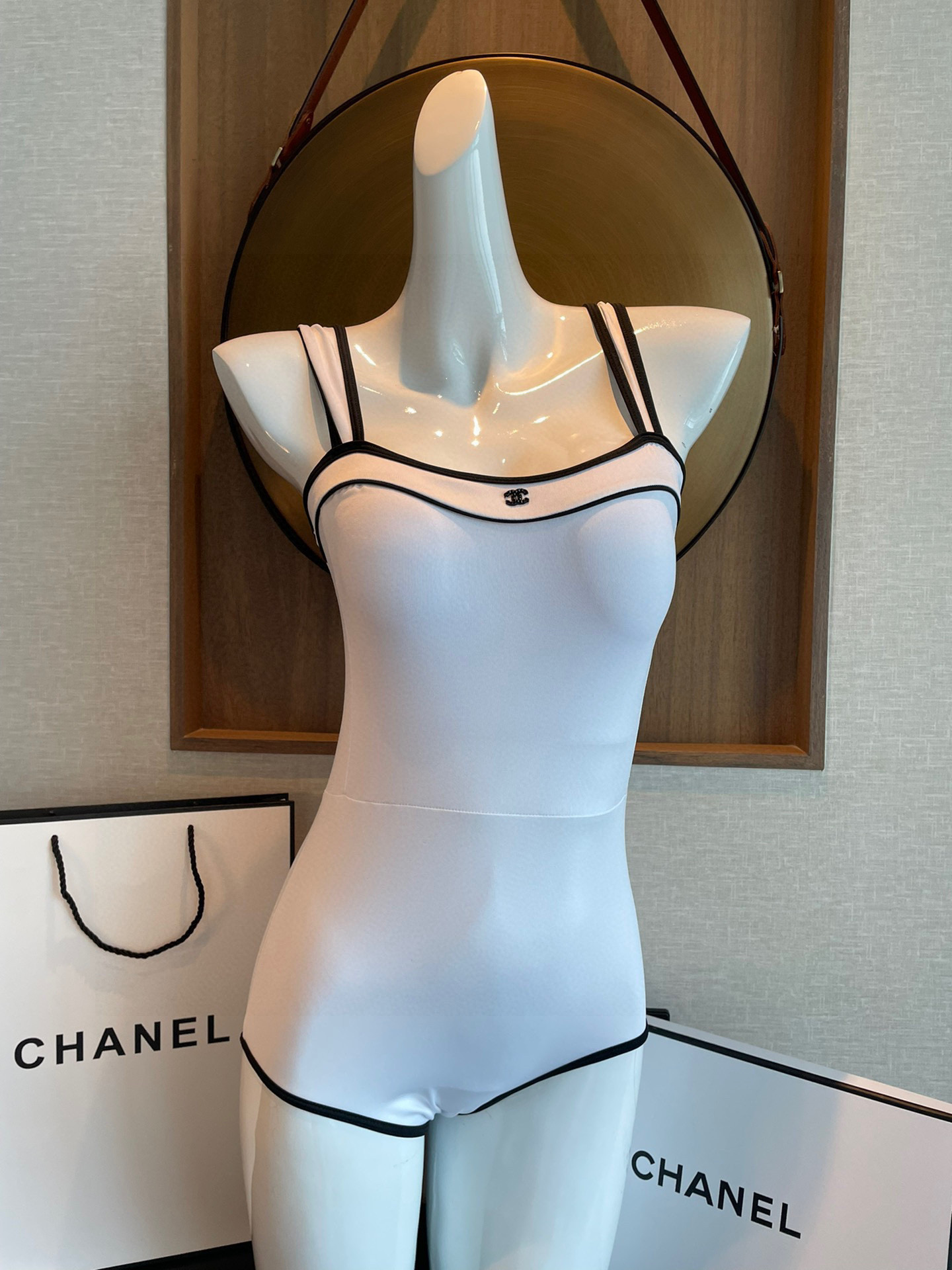 [TOP] CHANEL One-Piece Swimsuit Set - 2 Color