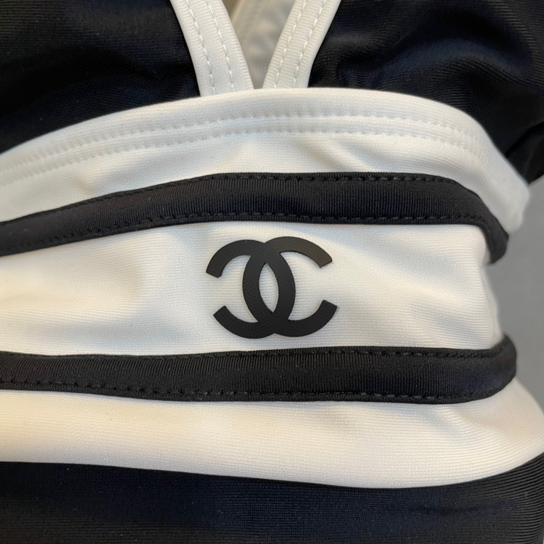 [TOP] CHANEL One-Piece Swimsuit - Black