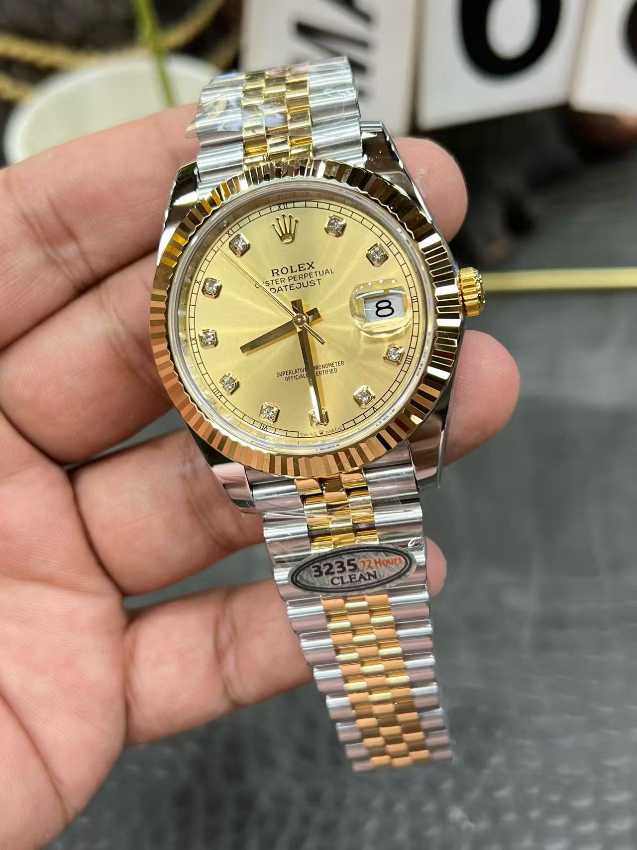 [TOP] ROLEX Watch - Gold and Silver
