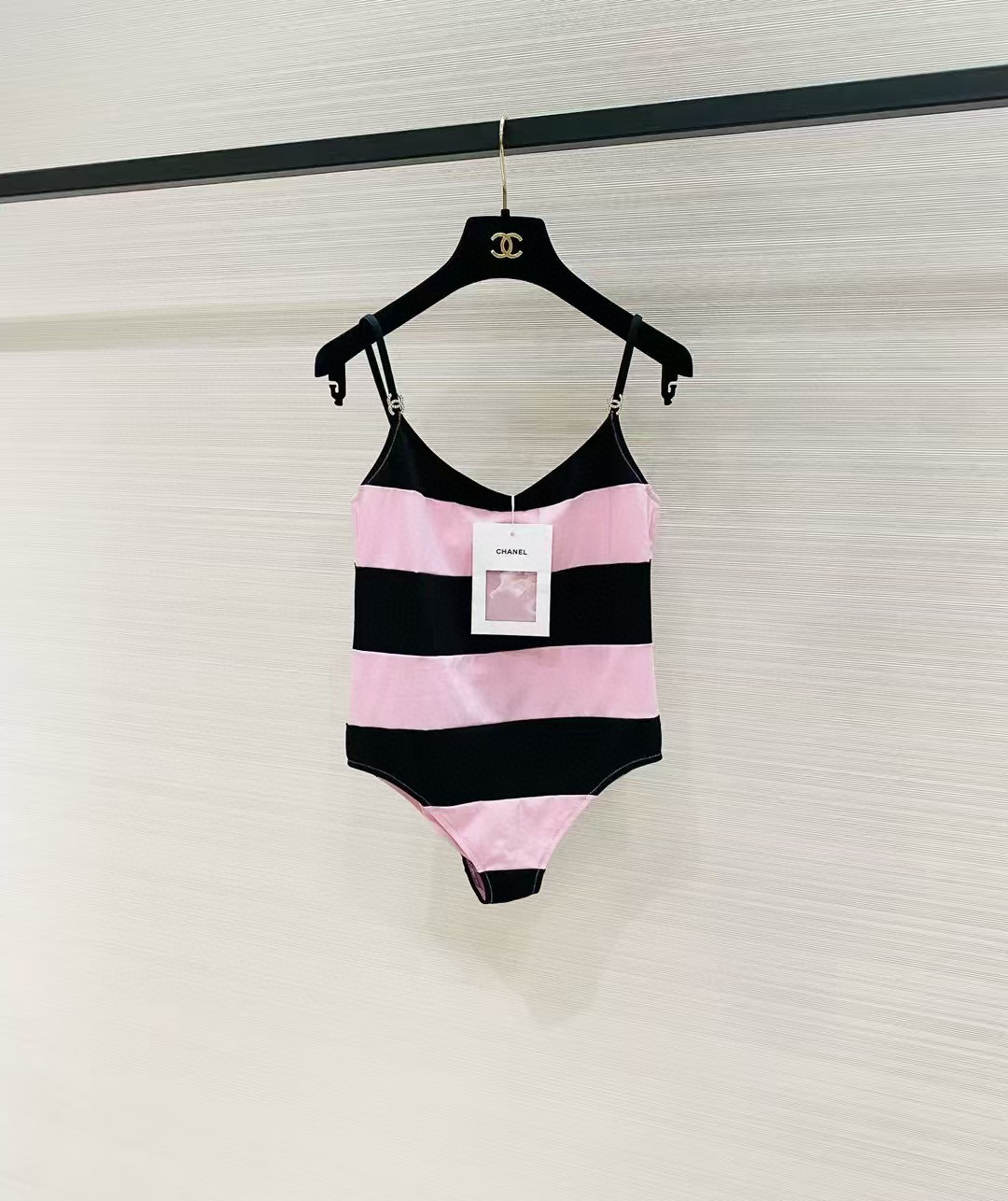 [TOP] CHANEL Striped One-Piece Swimsuit - Black and Pink