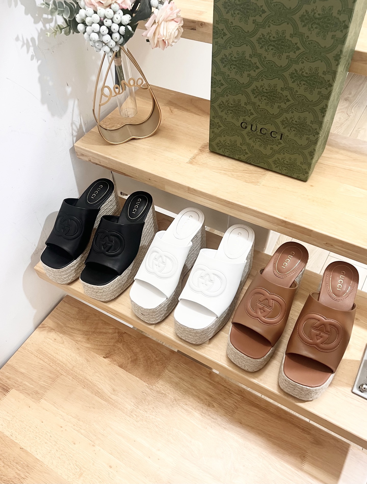 [TOP] GUCCI Double G Straw Platform Slippers - 3 Color