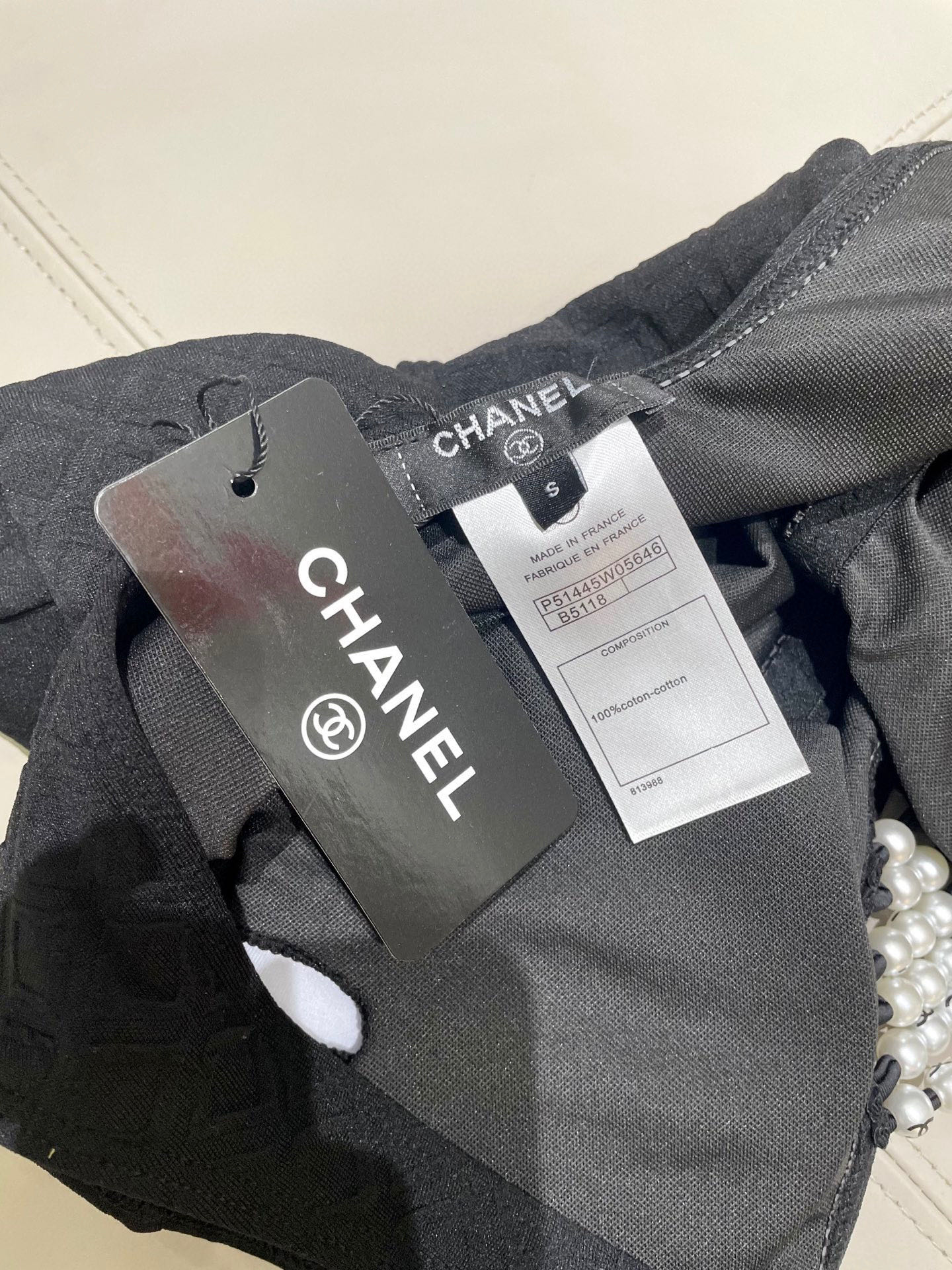 [TOP] CHANEL Pearl One-Piece Swimsuit - Black