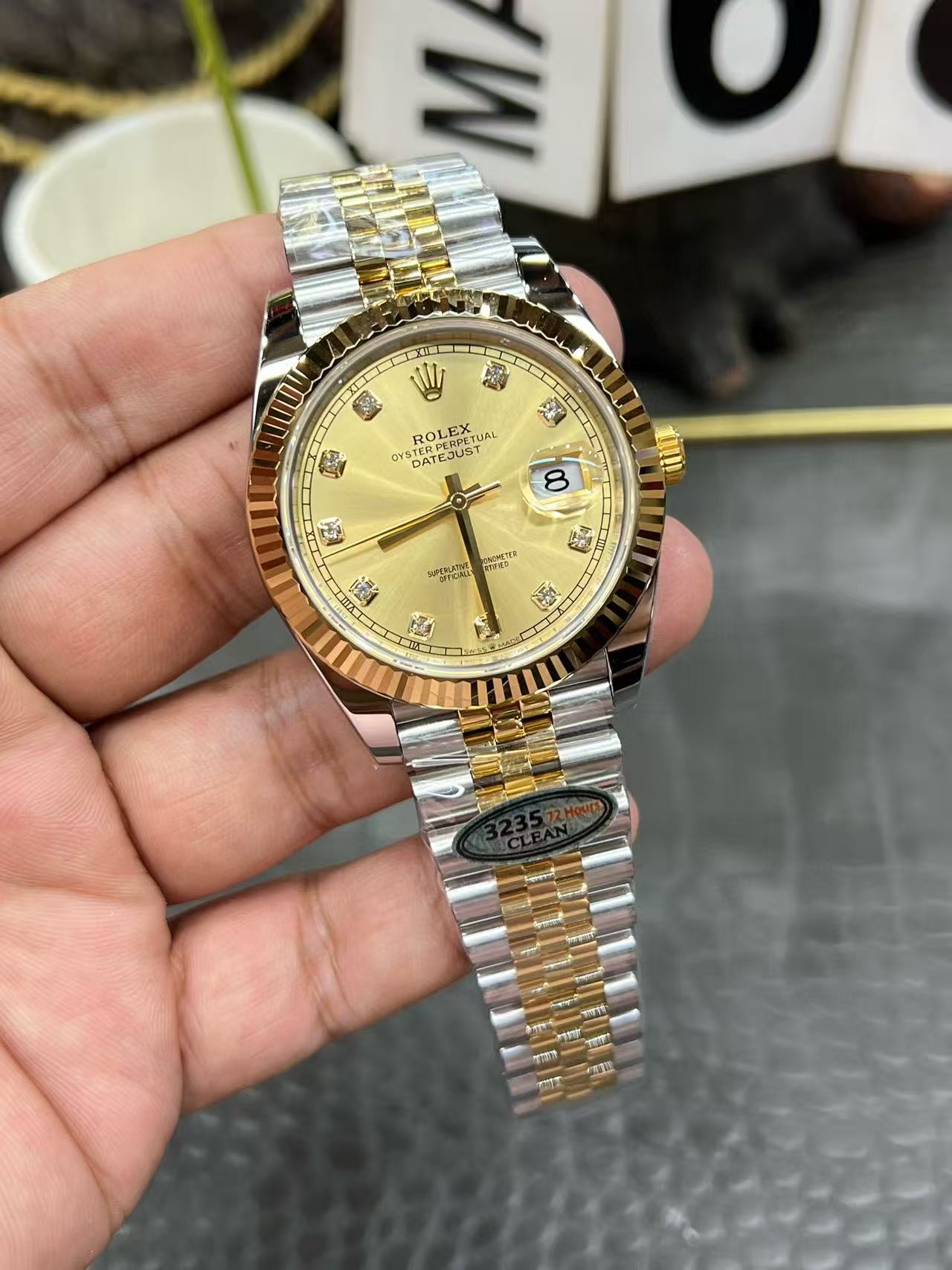 [TOP] ROLEX Watch - Gold and Silver