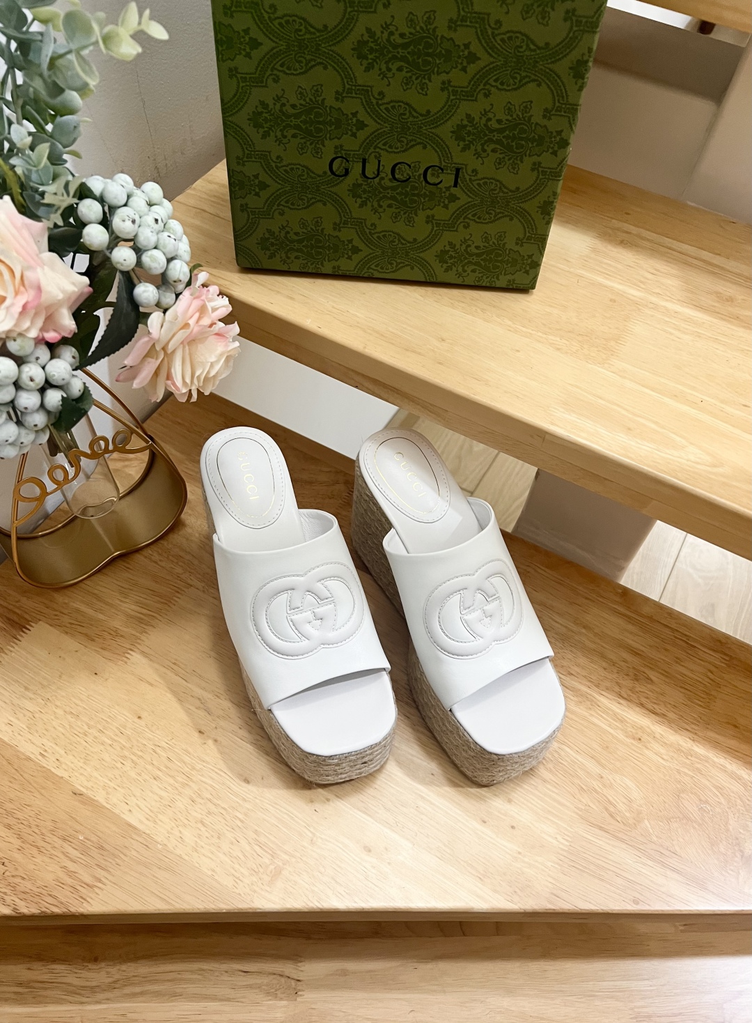 [TOP] GUCCI Double G Straw Platform Slippers - 3 Color
