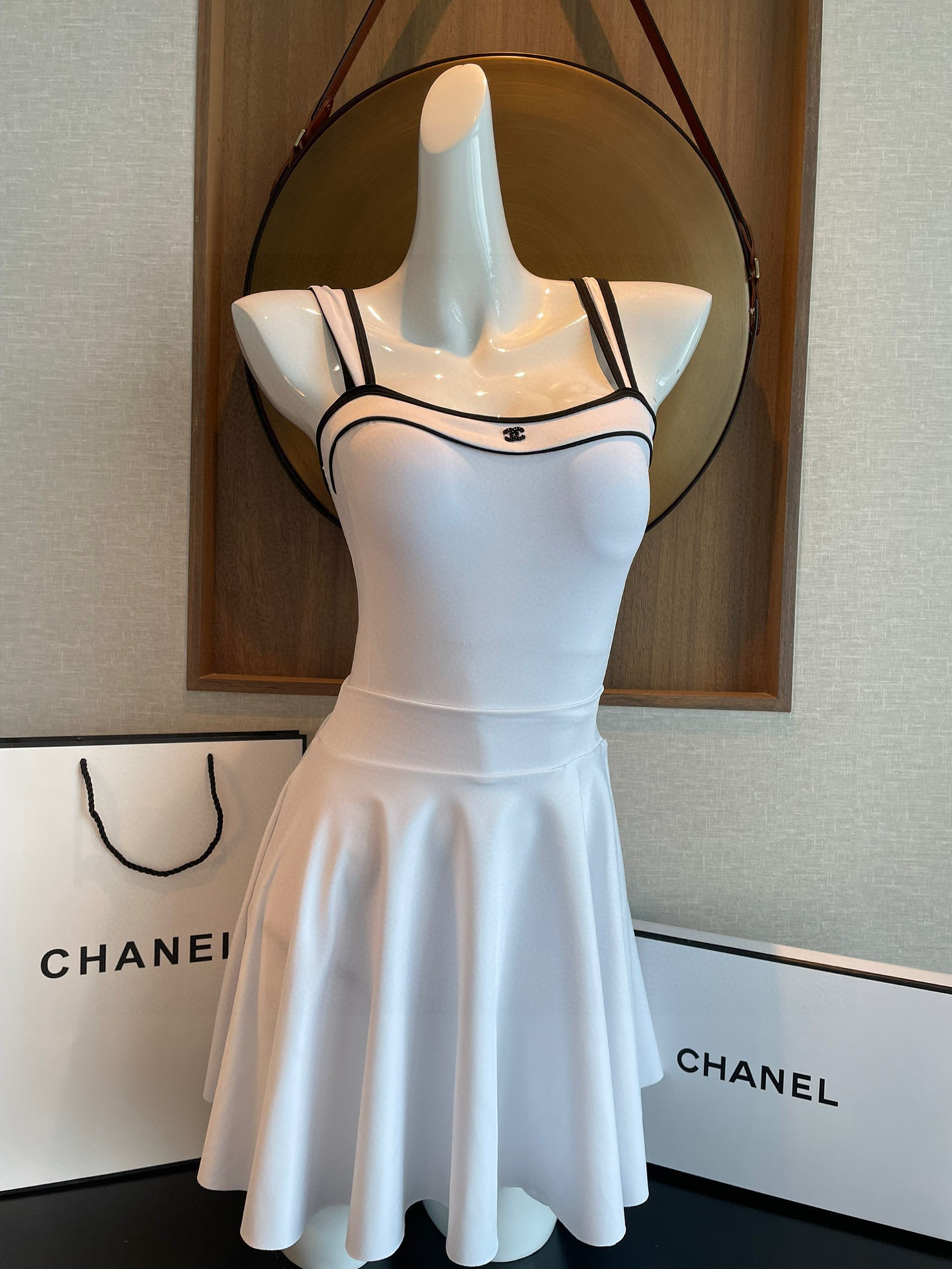 [TOP] CHANEL One-Piece Swimsuit Set - 2 Color