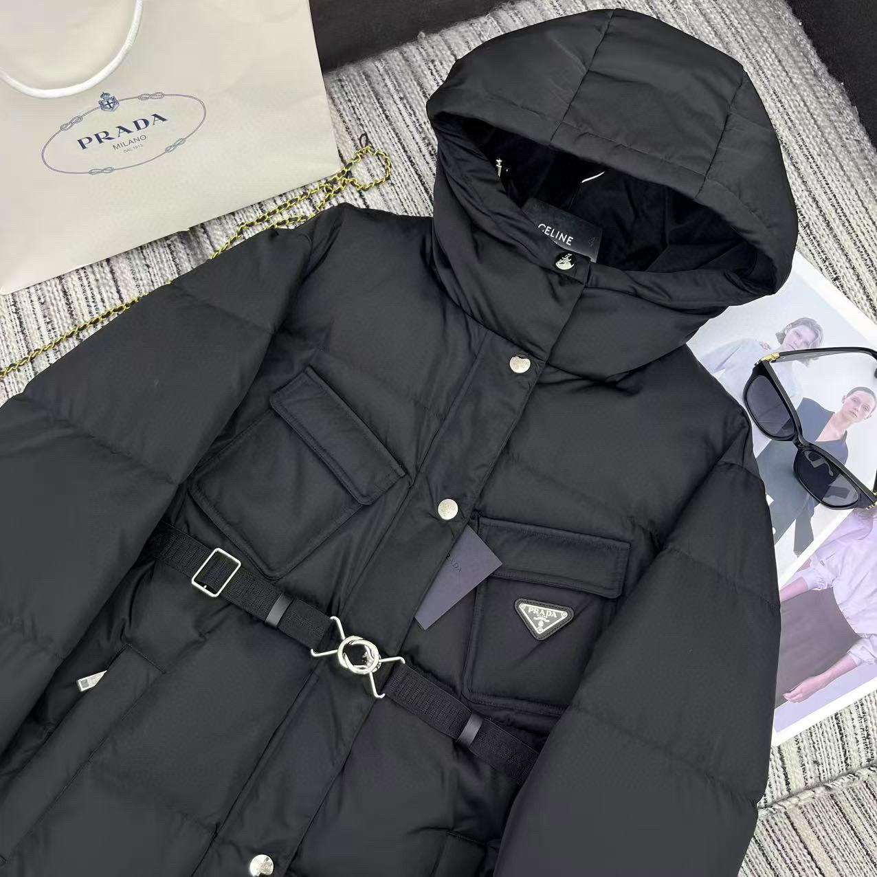 [TOP] Prada Down Jacket - Black
