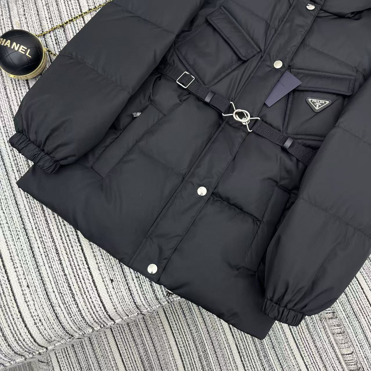 [TOP] Prada Down Jacket - Black