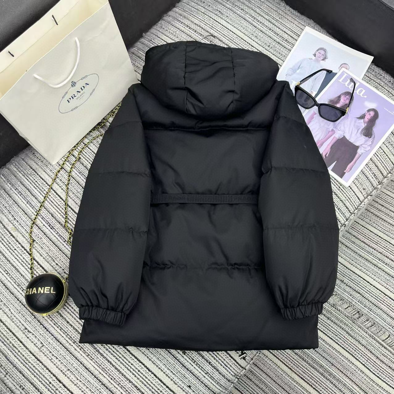 [TOP] Prada Down Jacket - Black