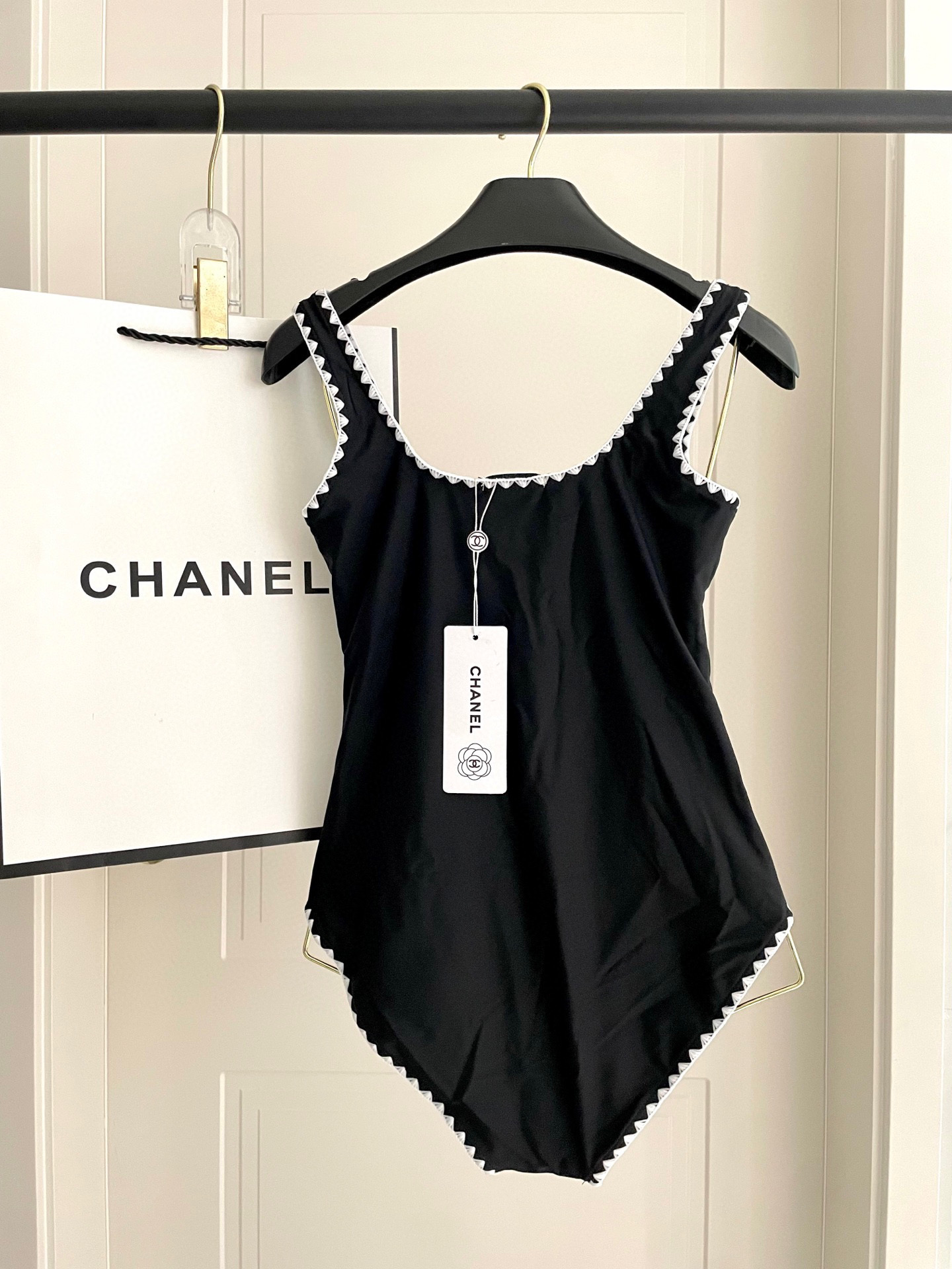 [TOP] CHANEL One-Piece Swimsuit - Black