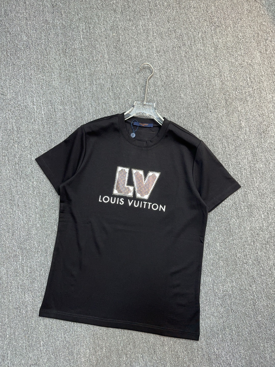 [TOP] Louis Vuitton LV Men's T-shirt - 3 Colors
