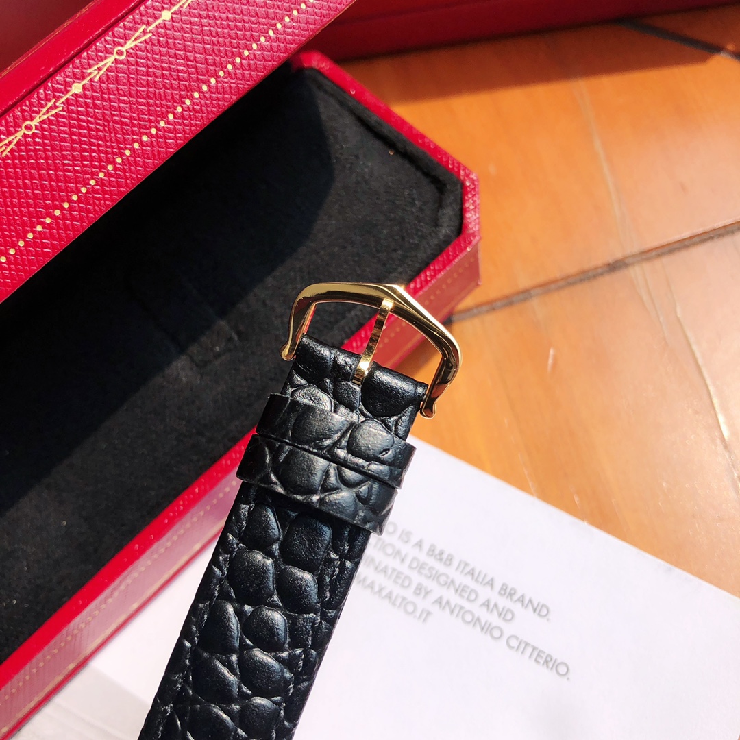 [TOP] Cartier 30mm Must De 21 Watch - Black