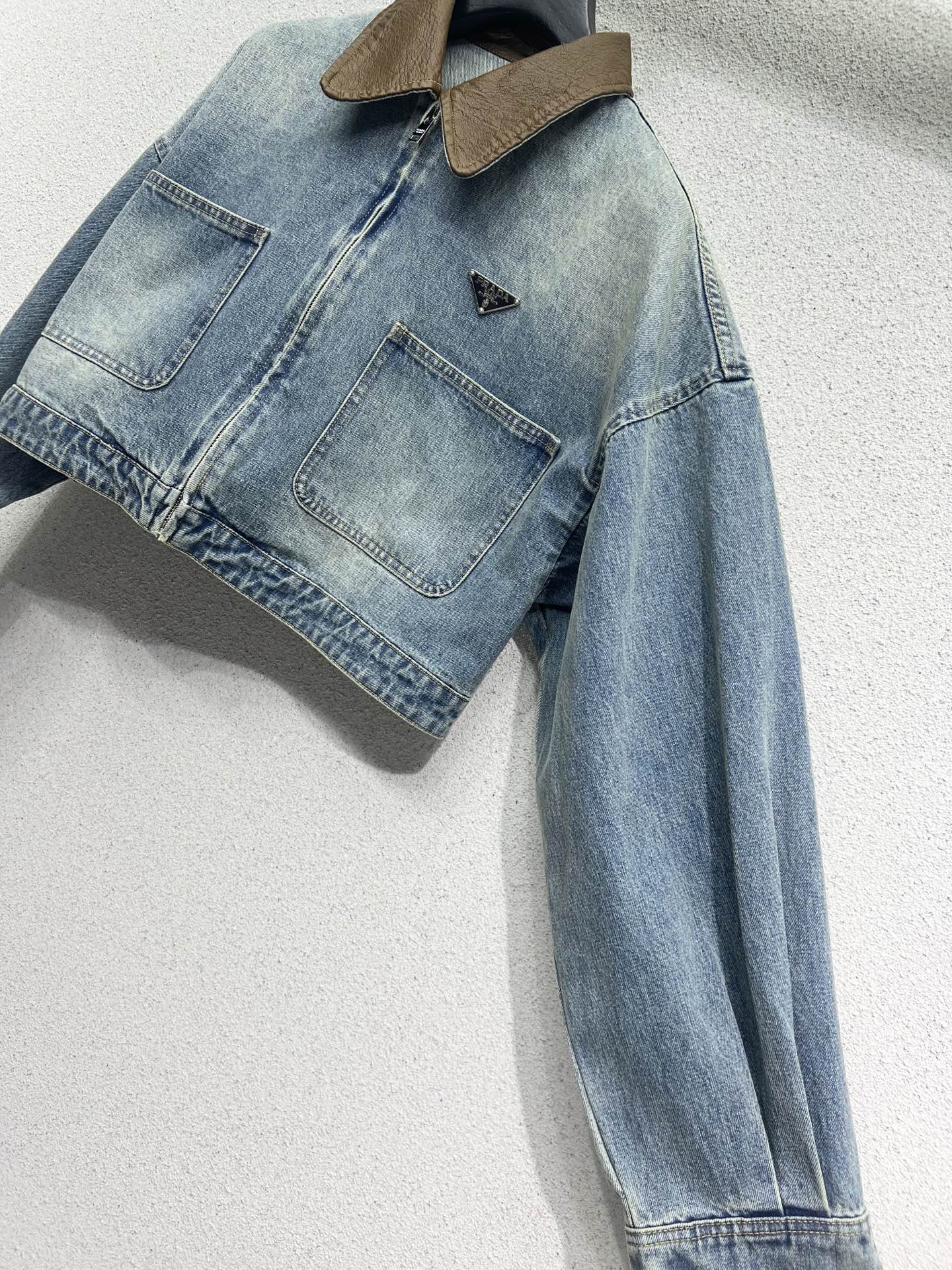 [TOP] Prada Jacket - Blue