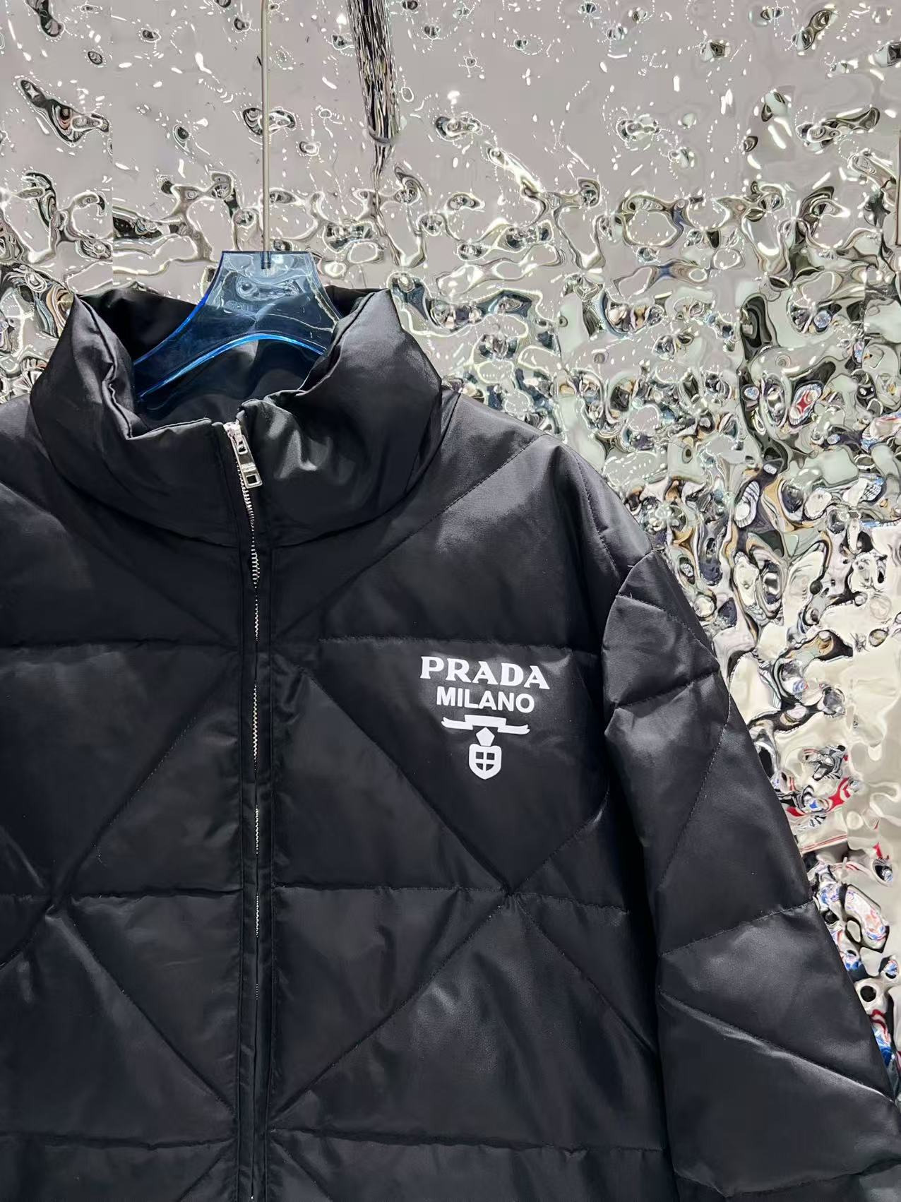 [TOP] Prada Down Jacket - Black
