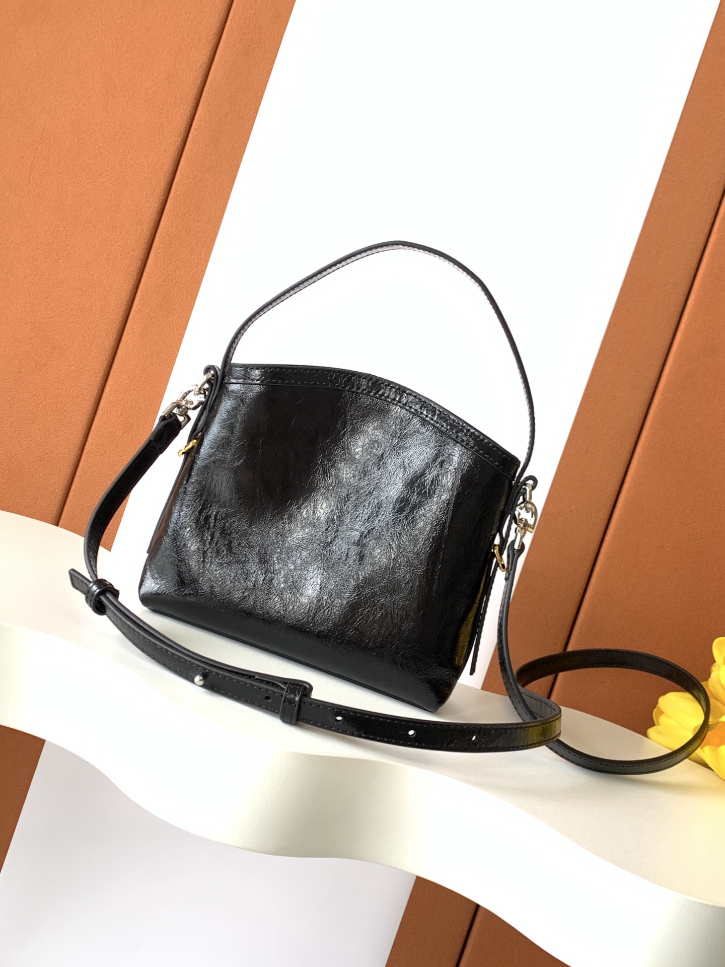 [TOP] GIVENCHY Voyounano Bag 19*18*4cm - Black