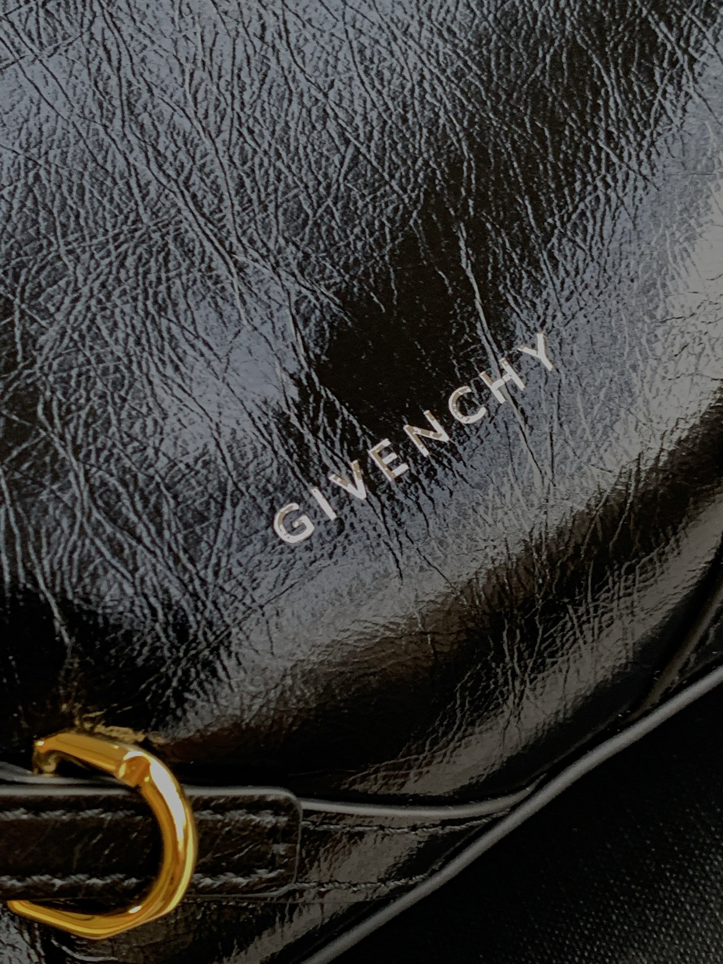 [TOP] GIVENCHY Voyounano Bag 19*18*4cm - Black