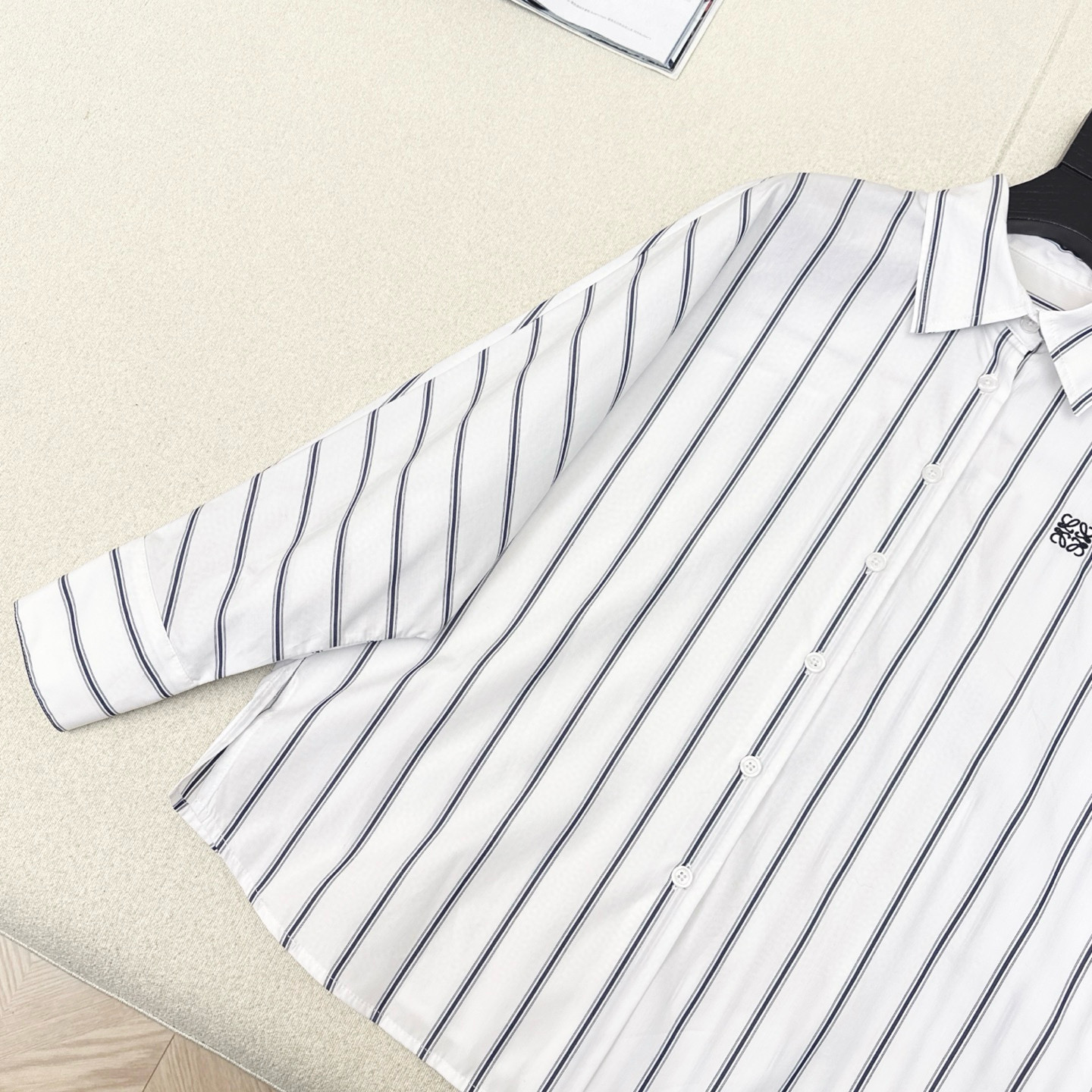 [TOP] LOEWE Stripe Shirt - White