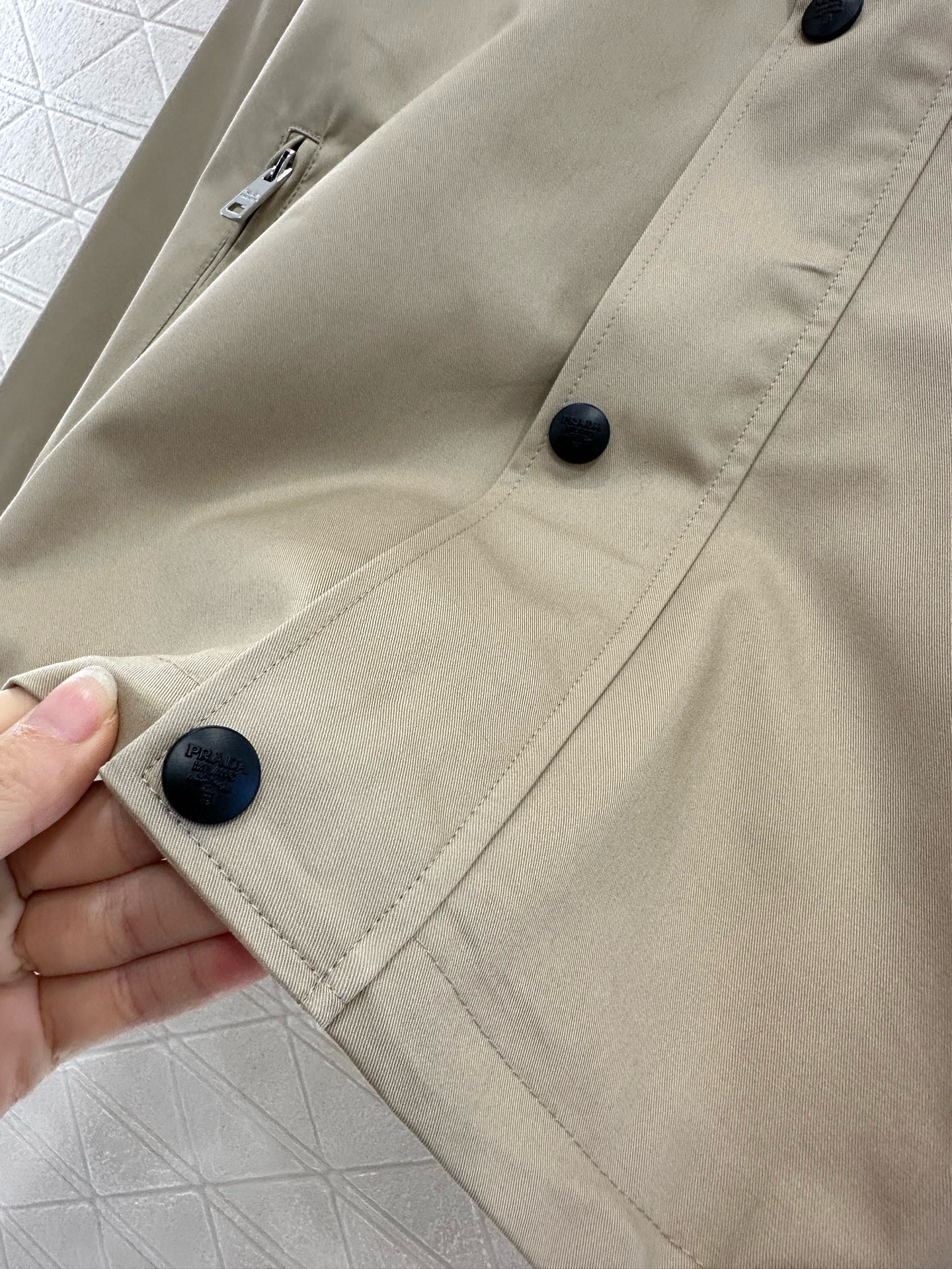 [TOP] Prada Jacket - Khaki