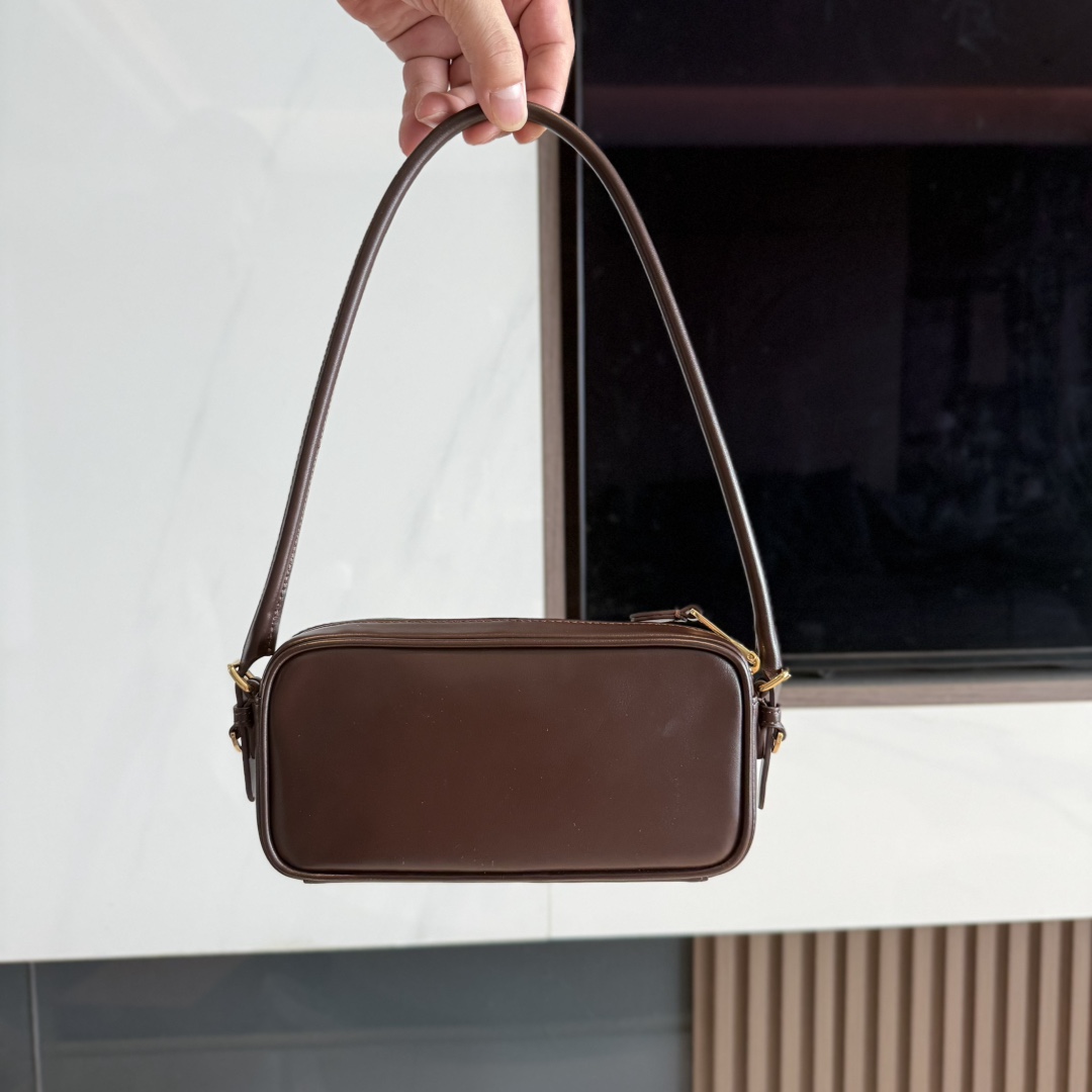 [TOP] Miu Miu Cowhide Handbag 20x10x4.5 cm - 3 Colour