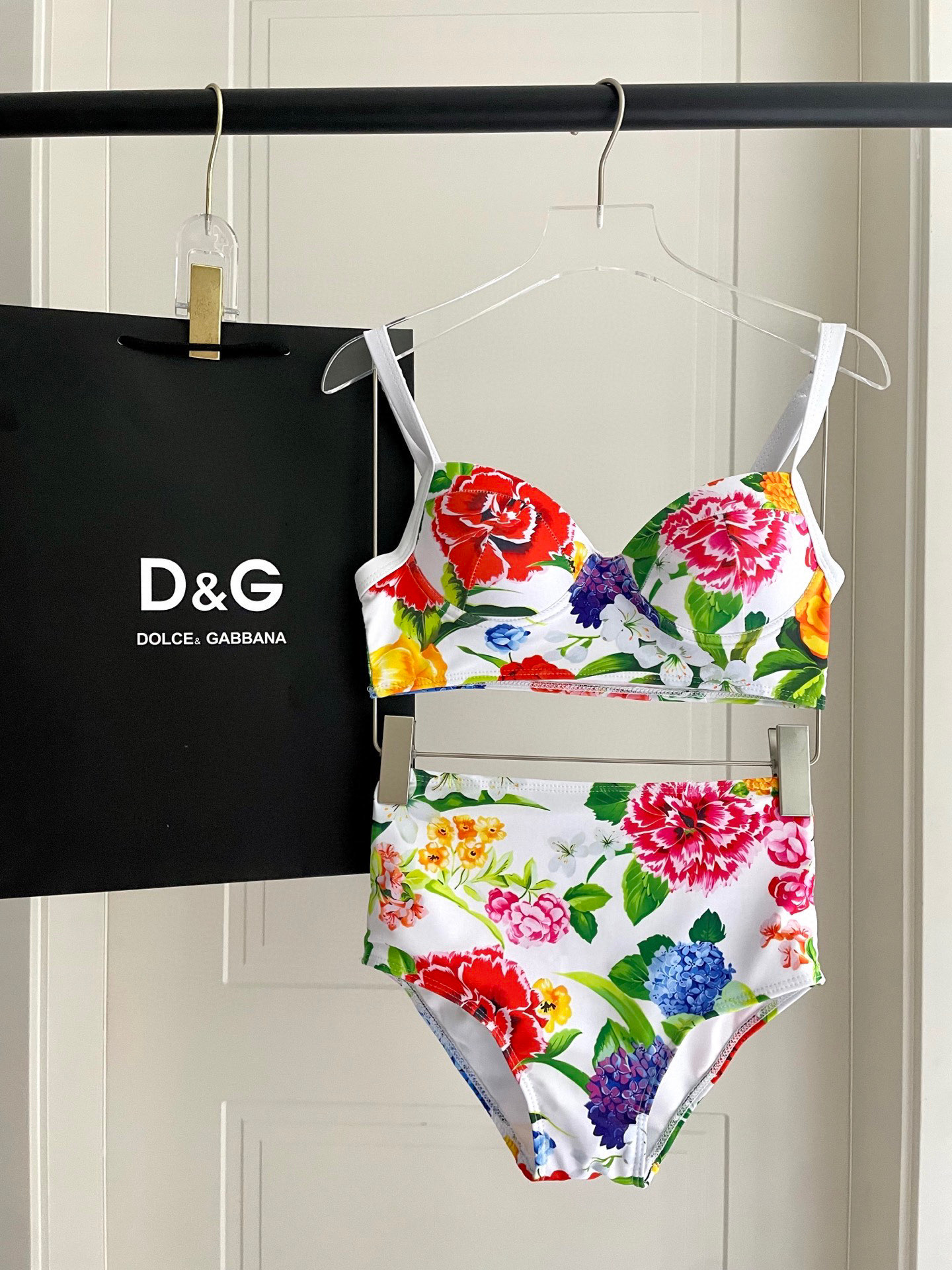 [TOP] Dolce & Gabbana DG Bikini Swimsuit - White