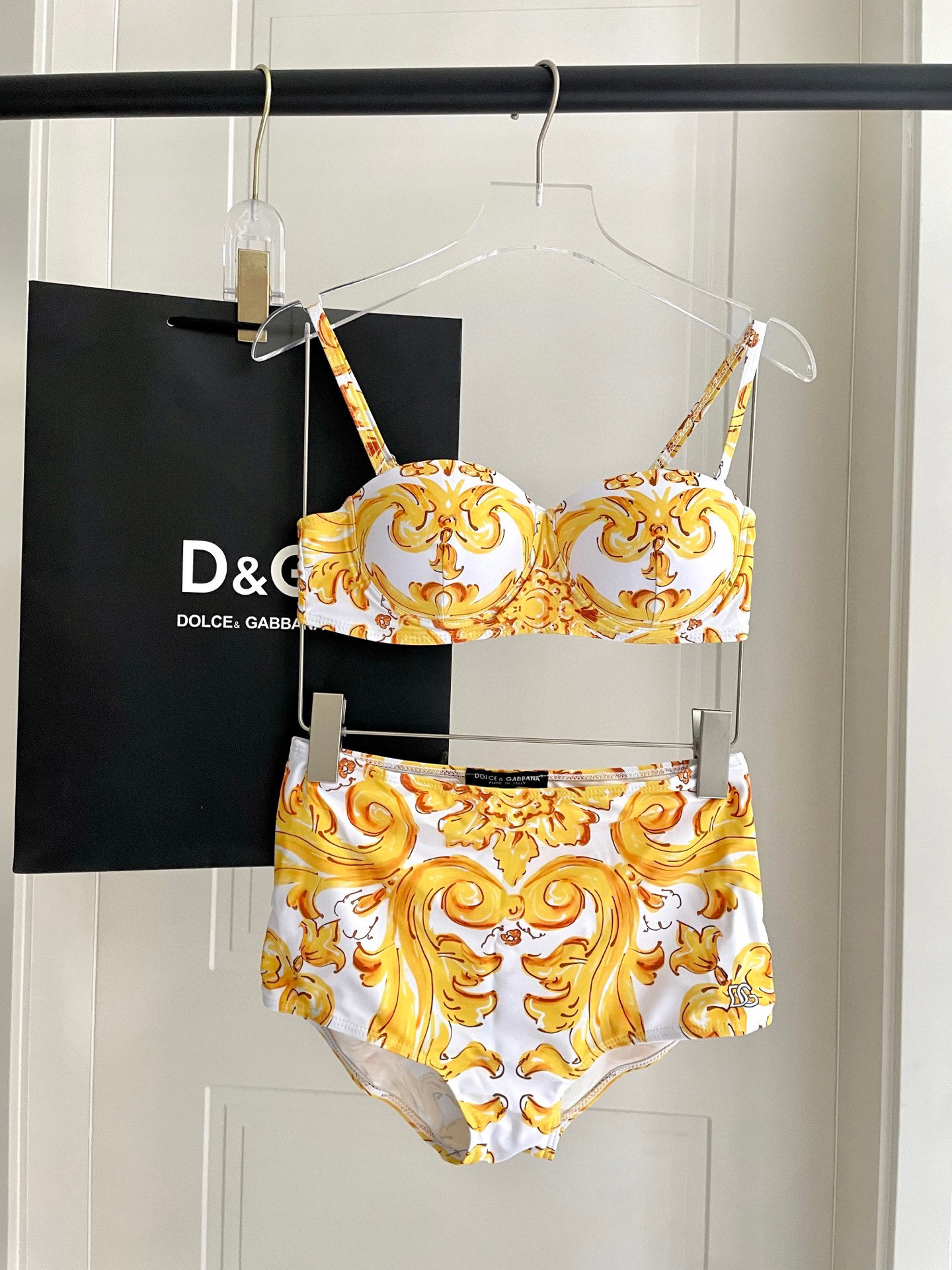 [TOP] Dolce & Gabbana DG Bikini Swimsuit - Yellow