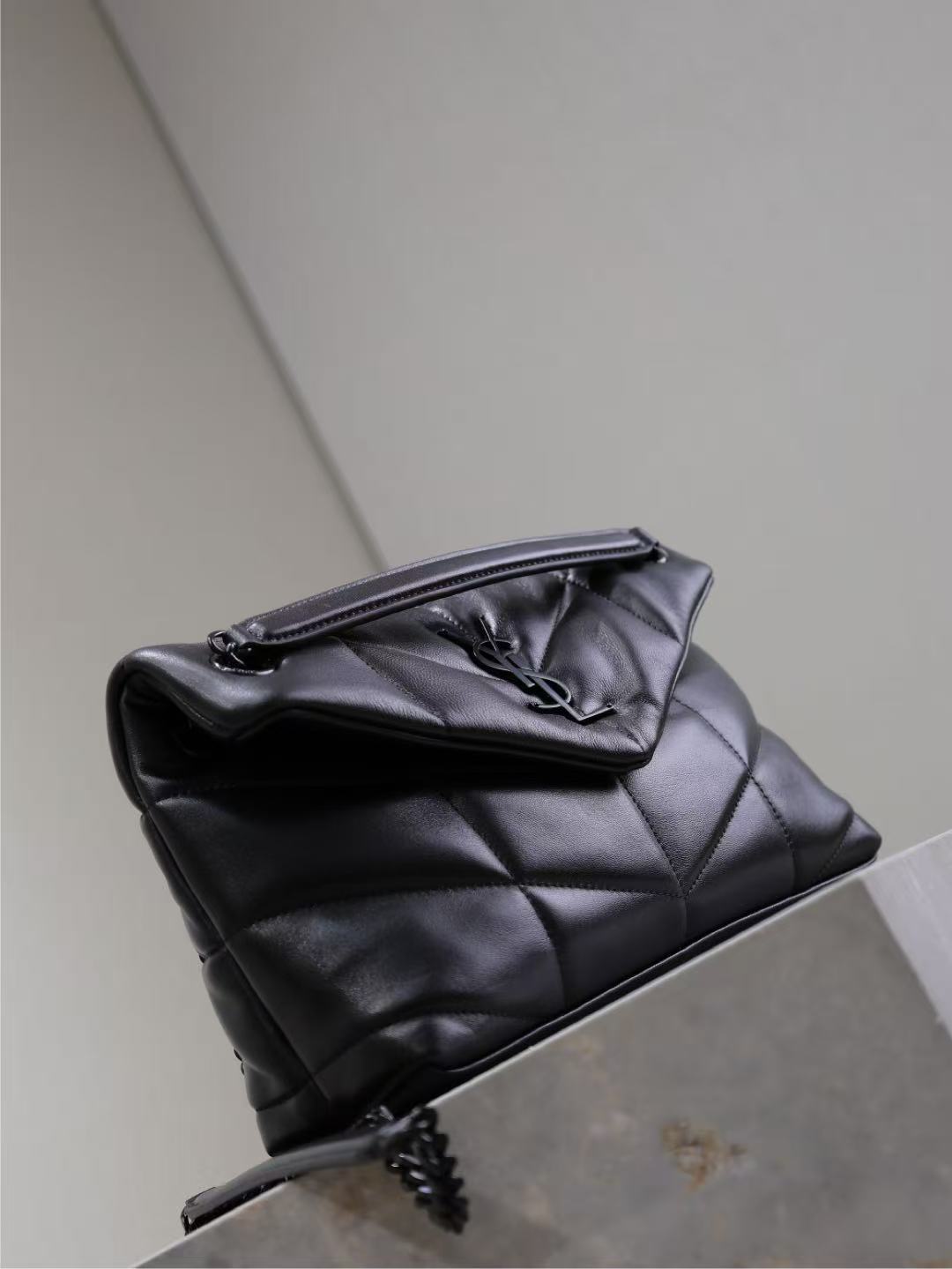 [TOP] Yves Saint Laurent YSL Lou Lou Puffer Small Leather - Black