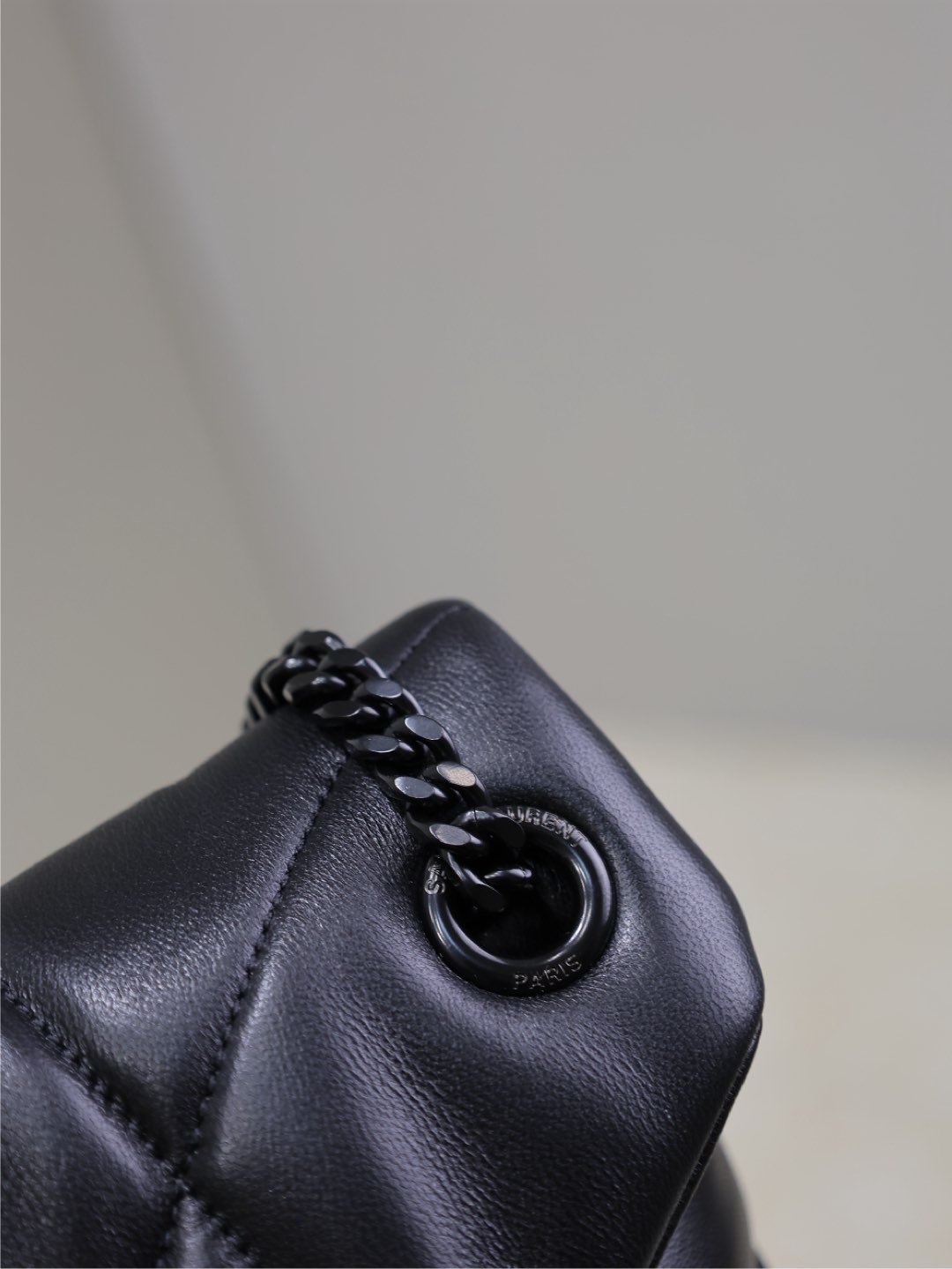 [TOP] Yves Saint Laurent YSL Lou Lou Puffer Small Leather - Black