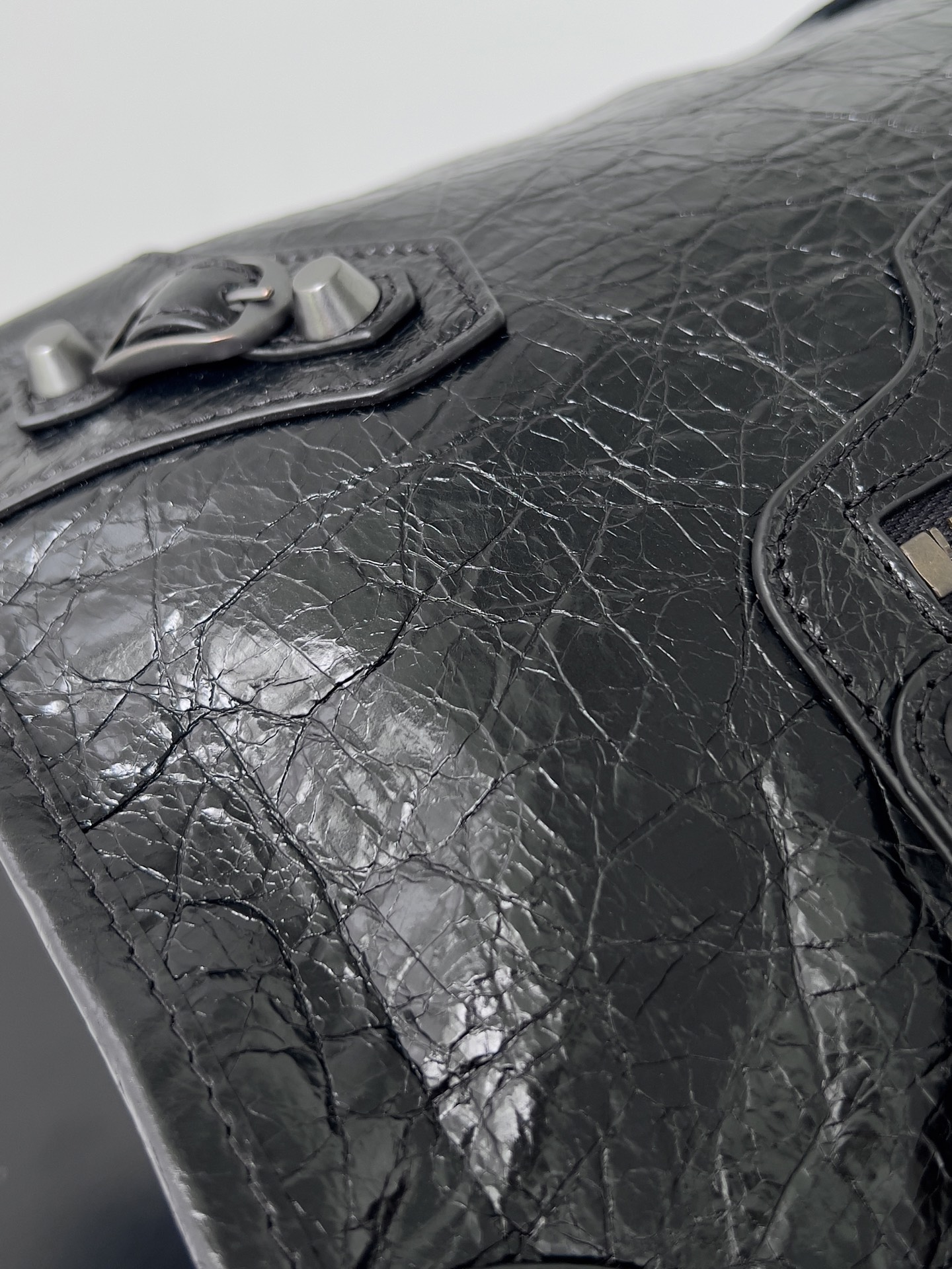 [TOP] BALENCIAGA Top Layer Cowhide Bag 29.9x19.1x9.9cm - Black