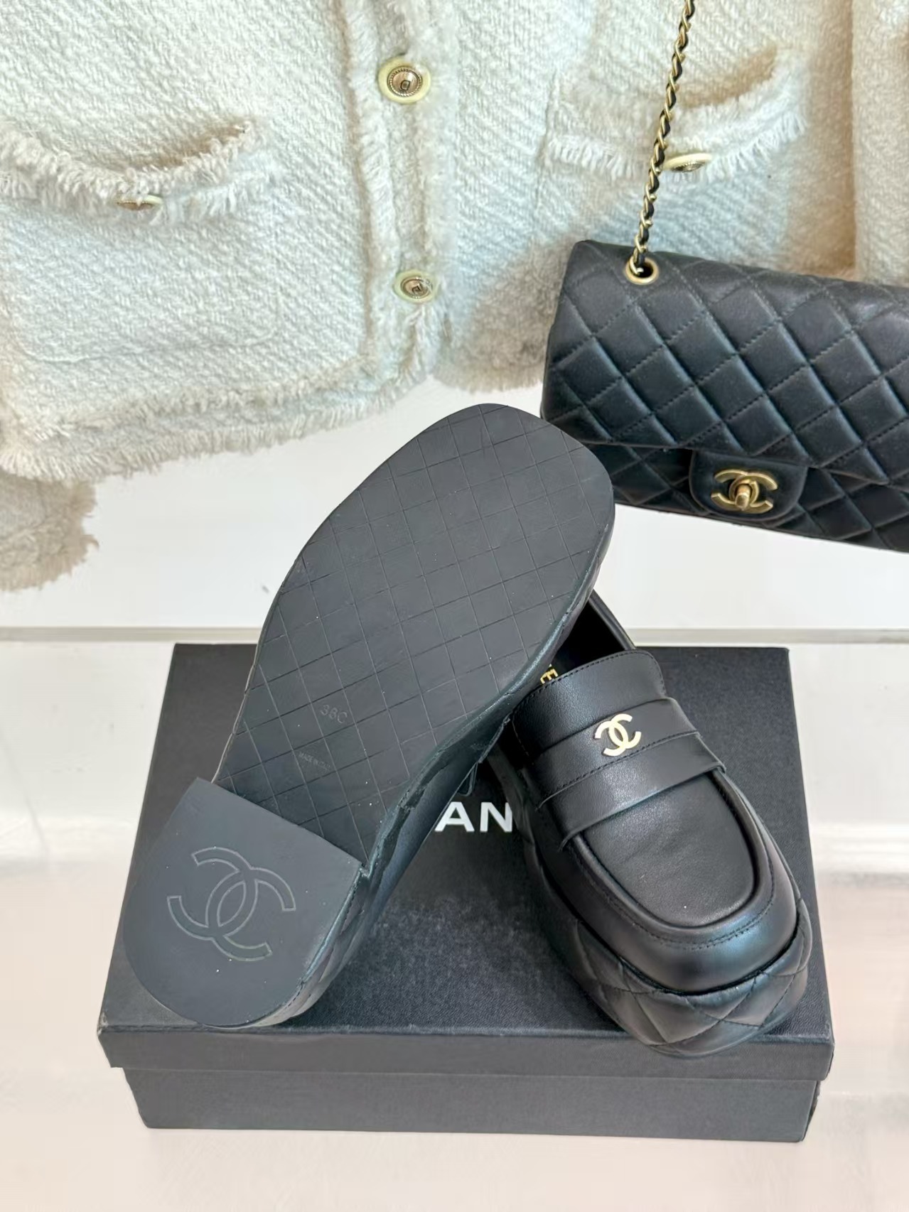 [TOP] CHANEL CC Shoes - Black