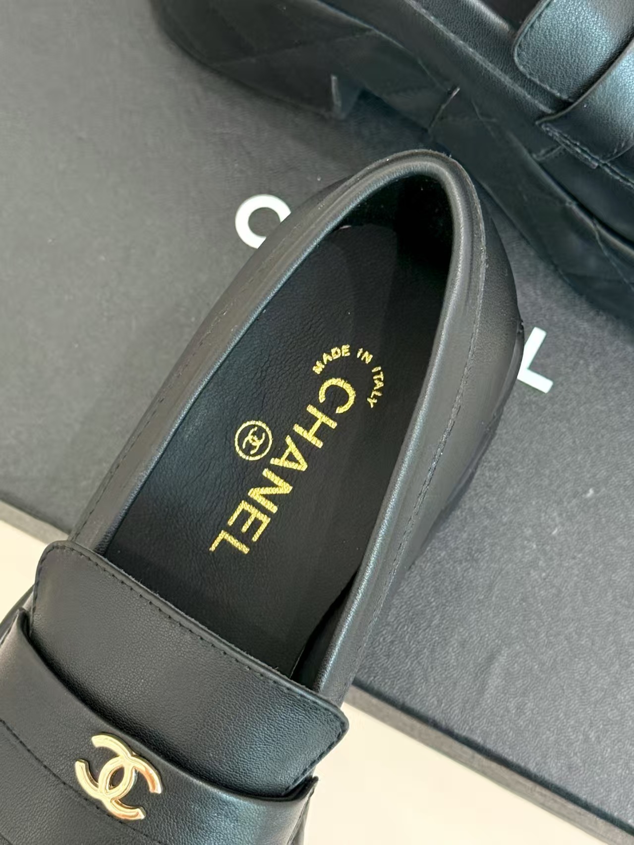 [TOP] CHANEL CC Shoes - Black