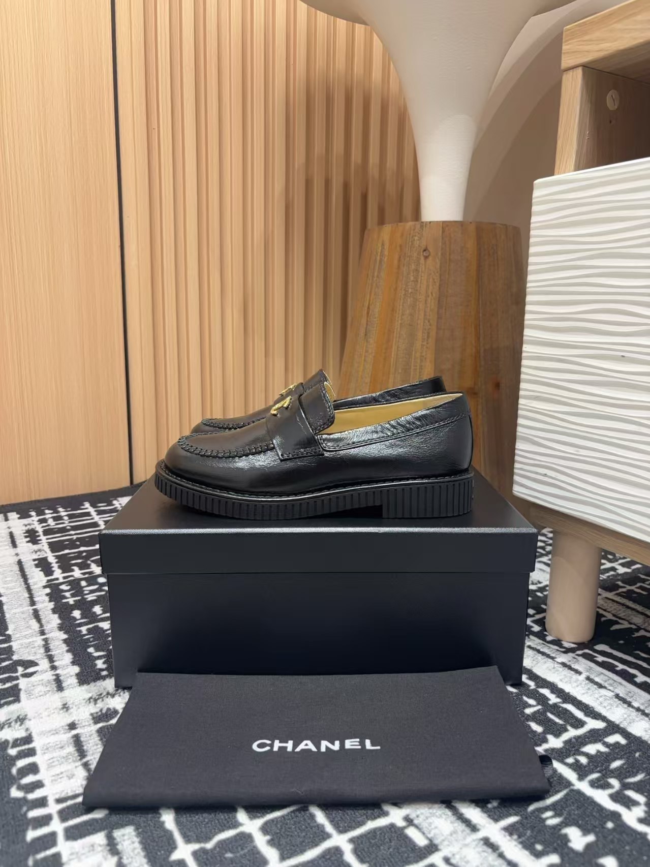 [TOP] CHANEL CC Shoes - Black