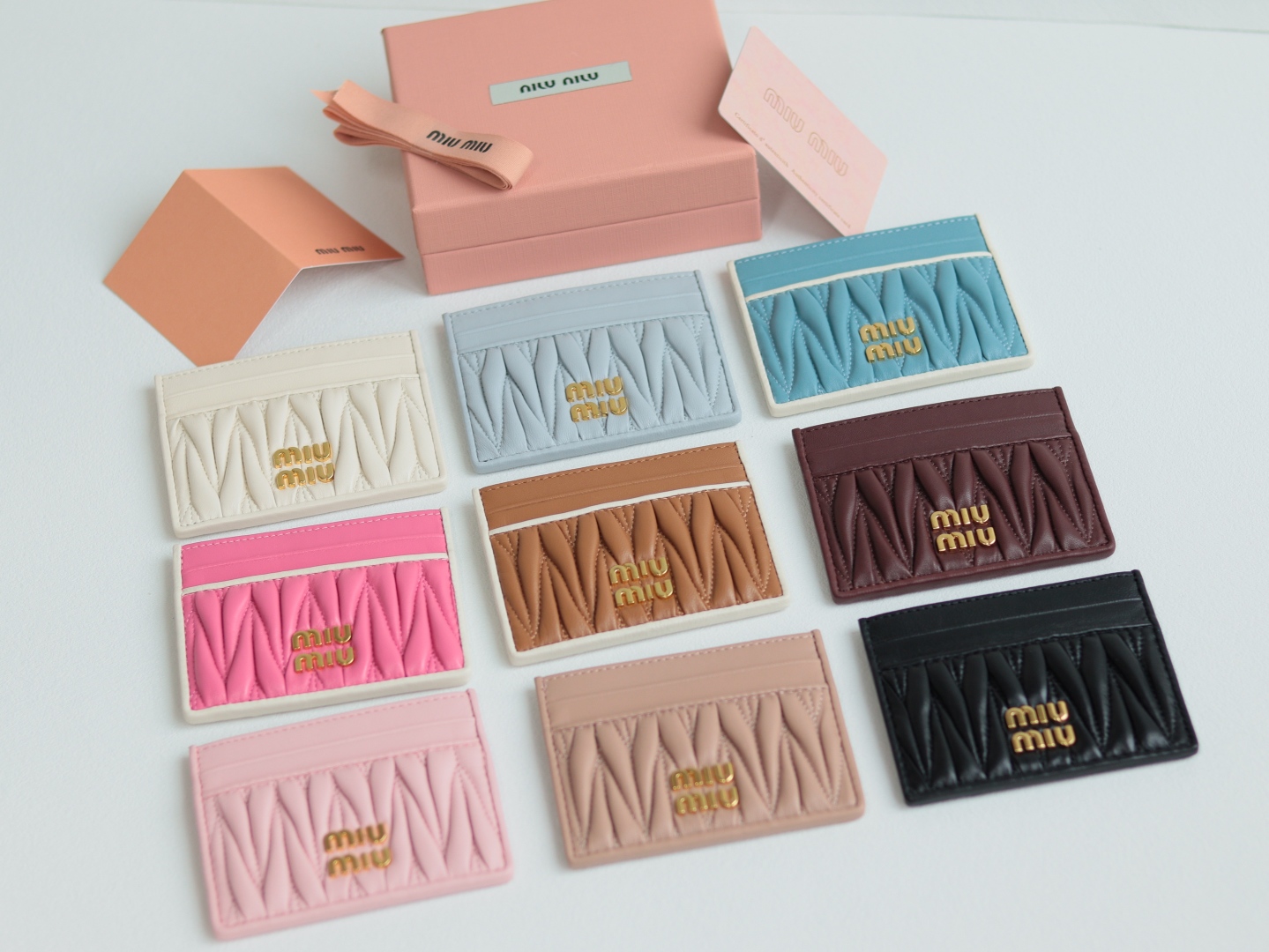 [TOP] Miu Miu Lambskin Matelasse Pocket Wallet 10.5x8cm - 10 Color