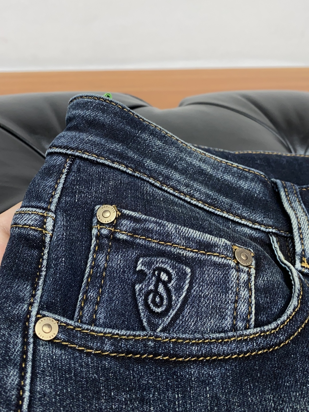 [TOP] BURBERRY Men's Jeans - Blue