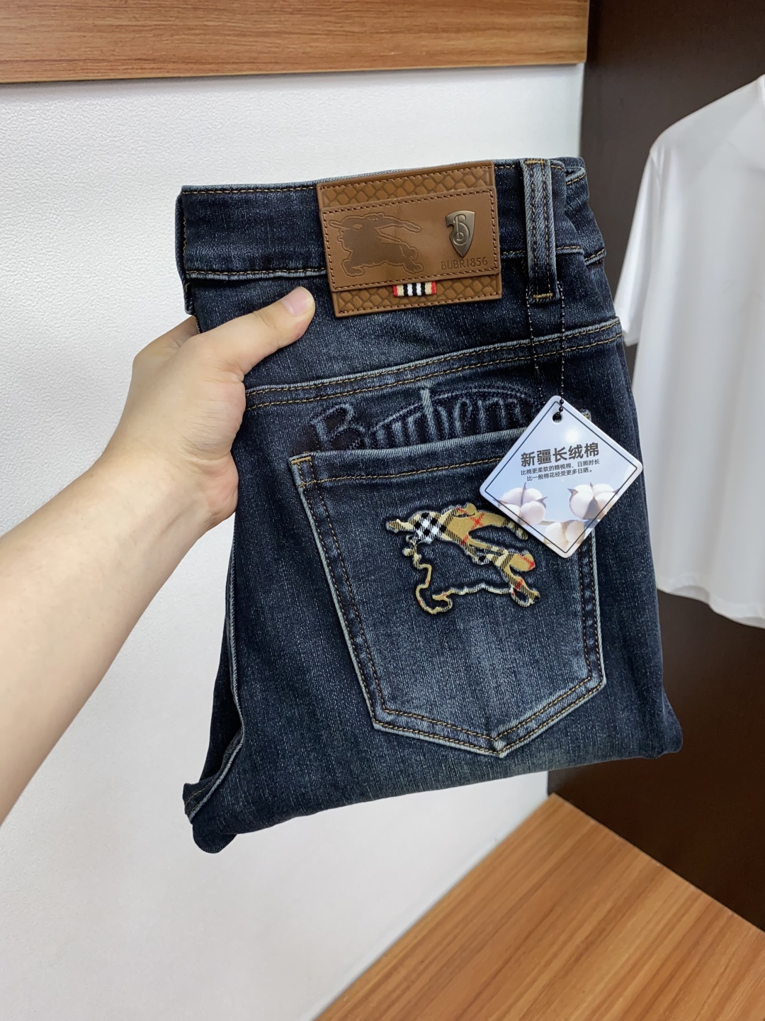 [TOP] BURBERRY Men's Jeans - Blue