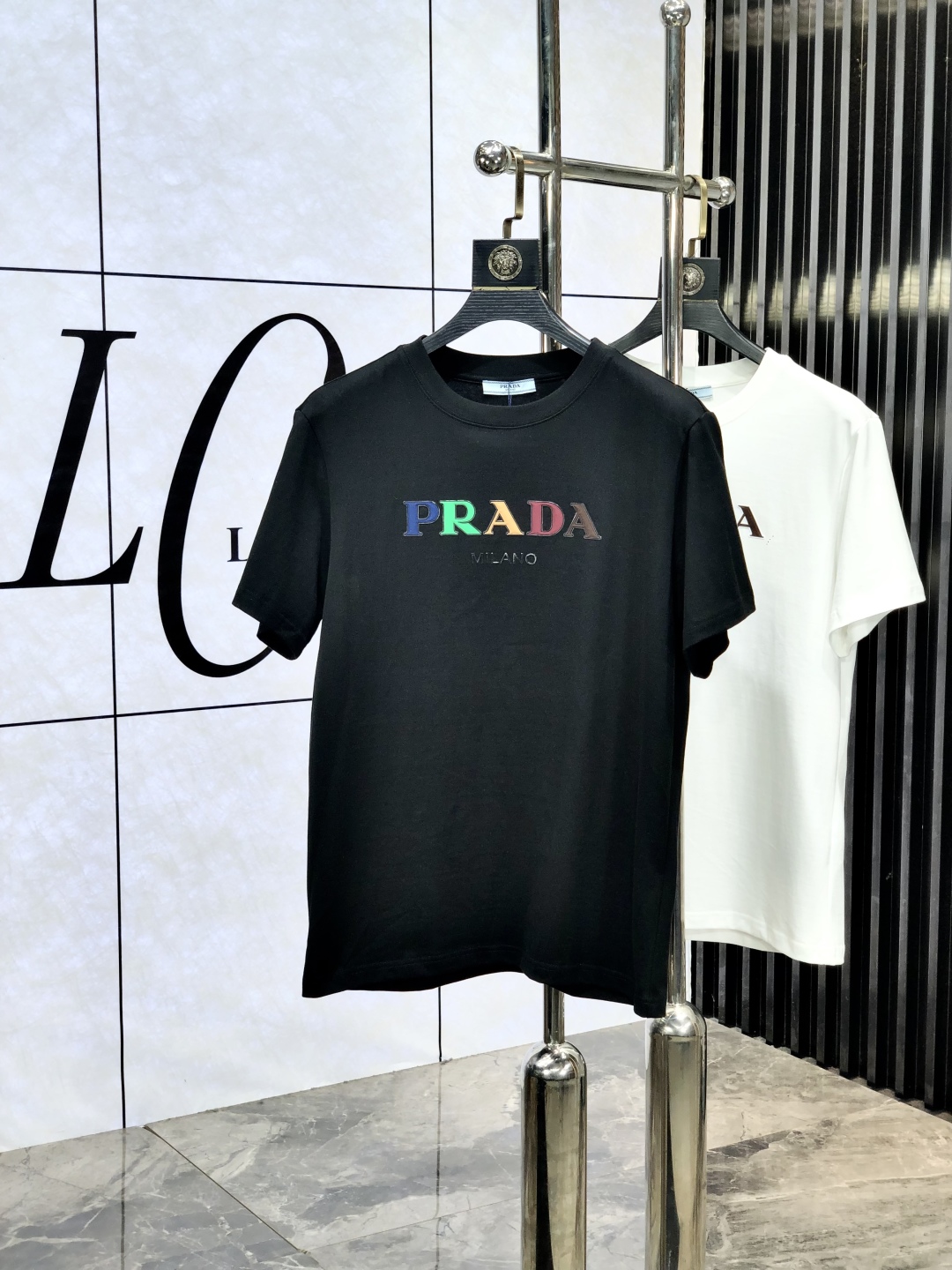 [TOP] PRADA Men's T-Shirt - 2 Colors