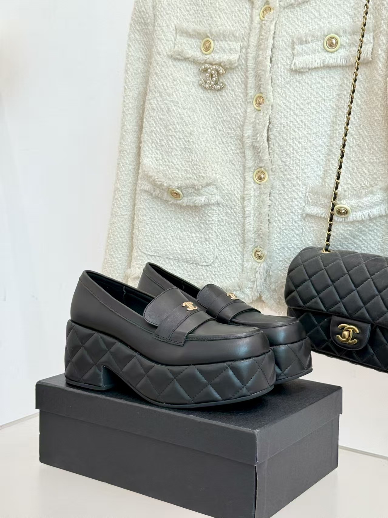 [TOP] CHANEL CC Shoes - Black
