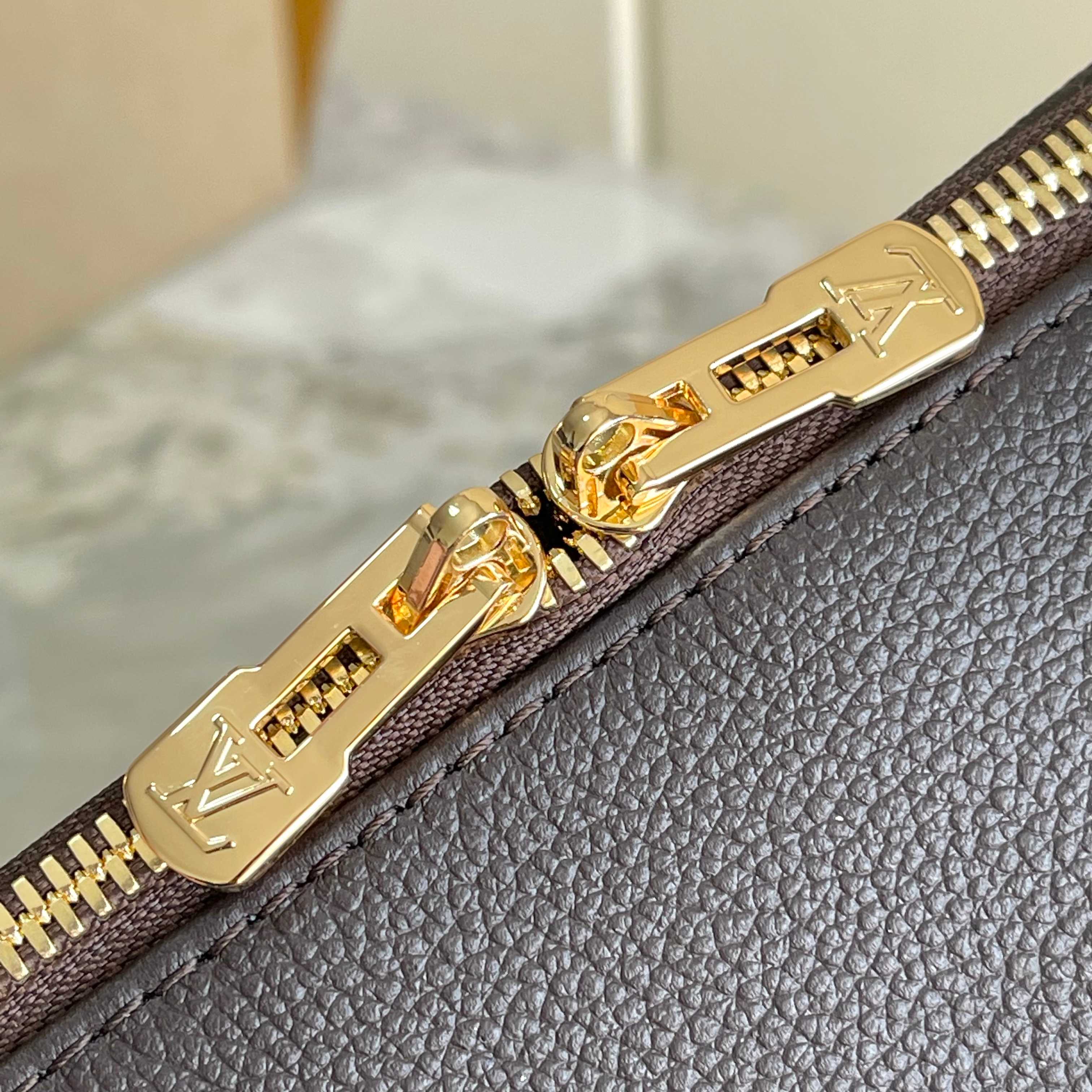 [TOP] Louis Vuitton LV Express Bag 24x18.5x36 cm - Dark Brown