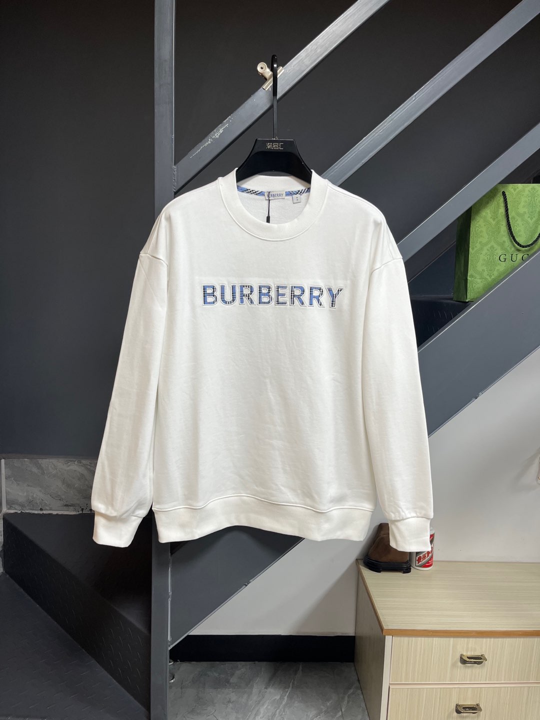 [TOP] BURBERRY Men's Hoody - 2 Colors