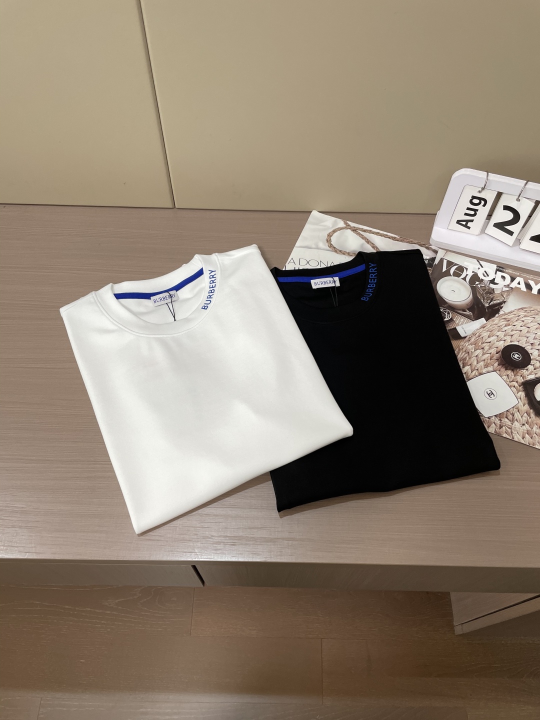 [TOP] BURBERRY Men's T-Shirt - 2 Color