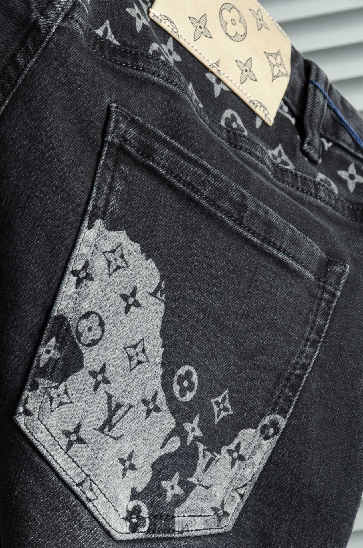 [TOP] LOUIS VUITTON LV Men's Jeans - Black
