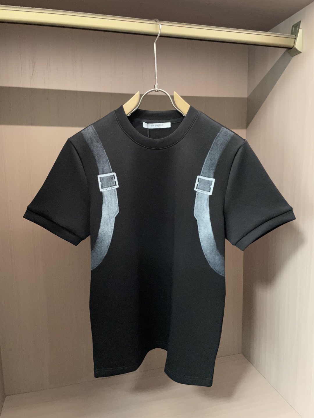 [TOP] Givenchy Men's T-shirt - 2 Color