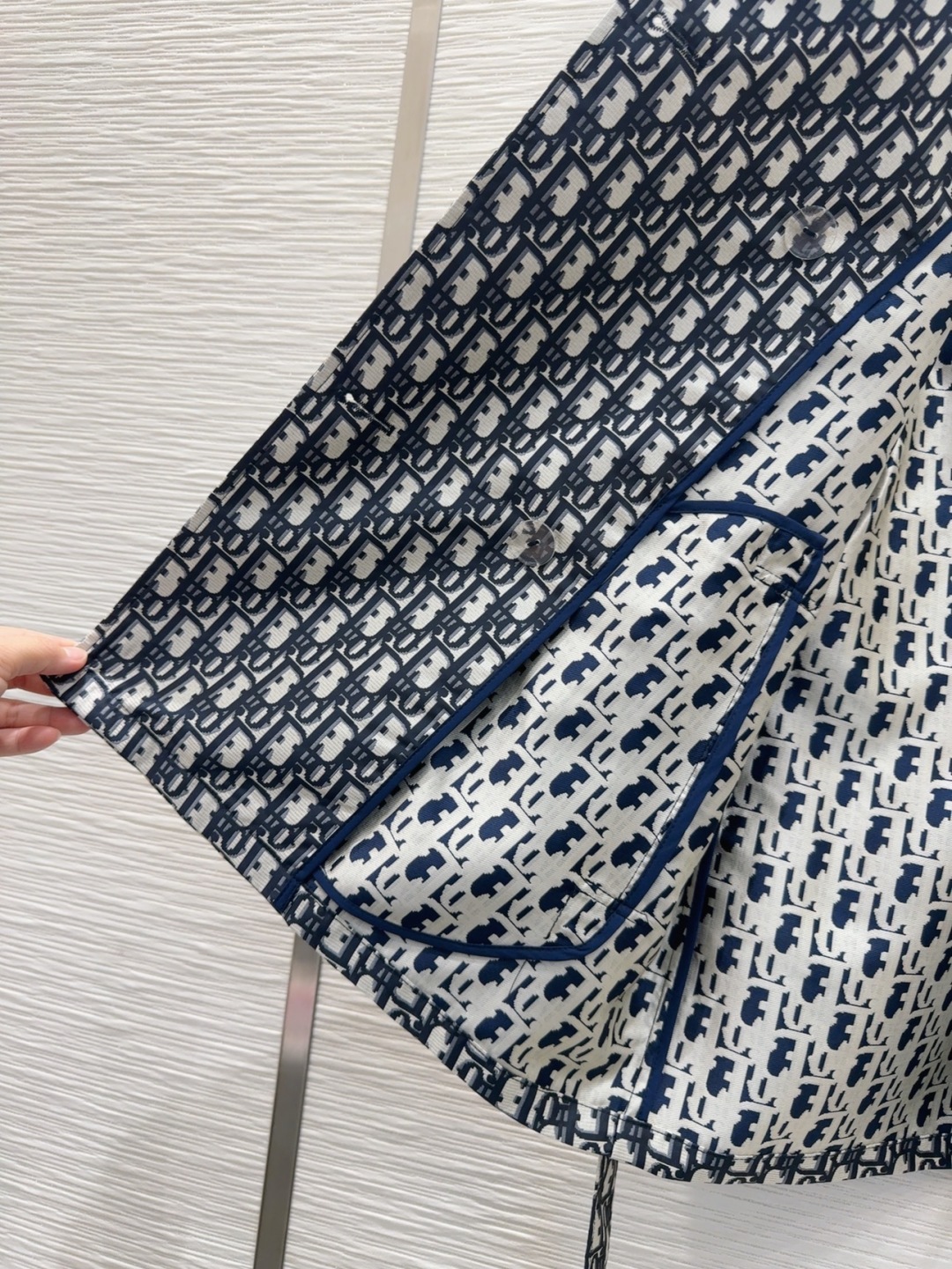 [TOP] Christian Dior Jacket - Navy Blue