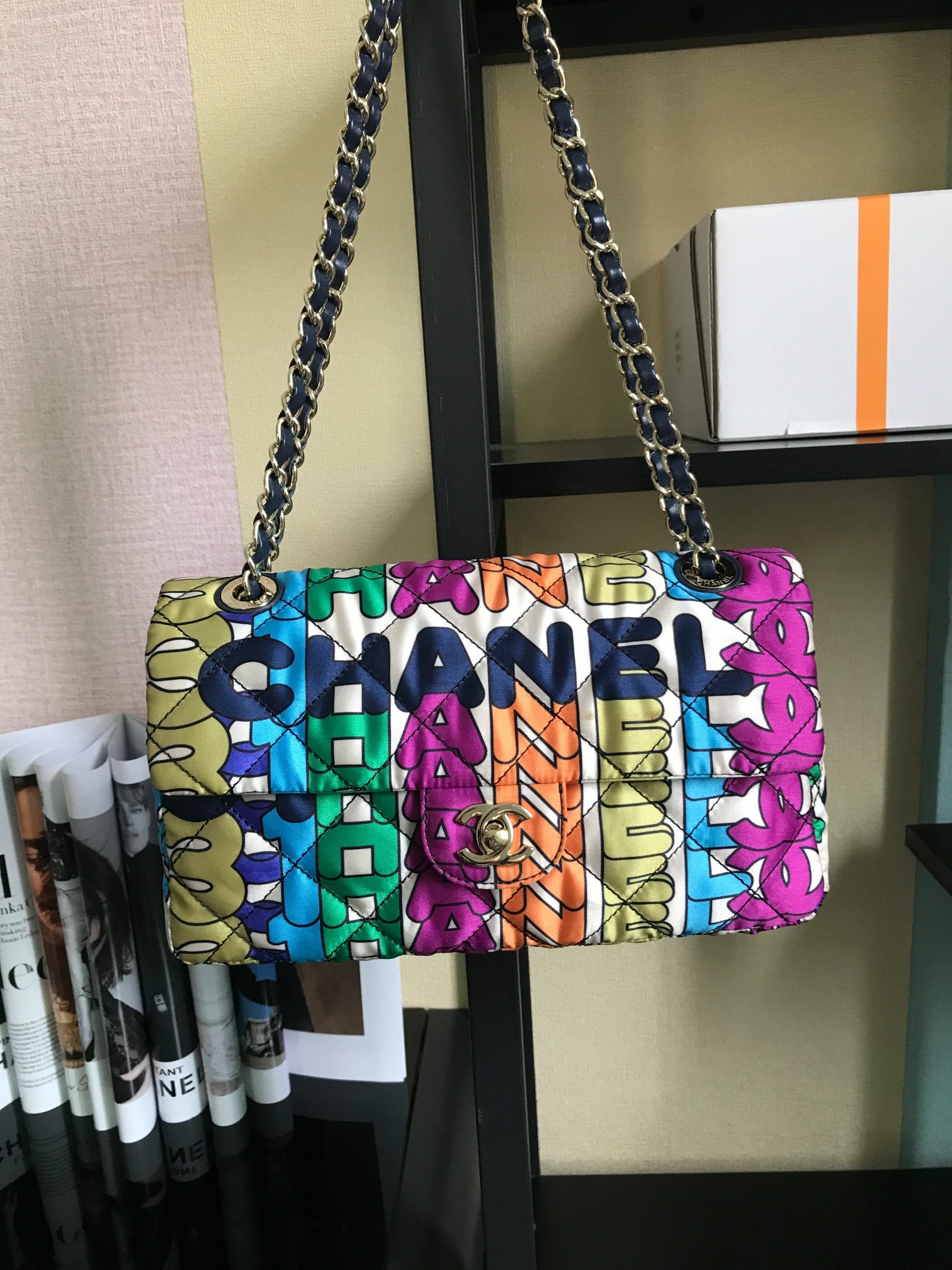 [TOP] CHANEL Classic Flap Bag Medium 24.5x15x5cm –  Rainbow Colors & GHW