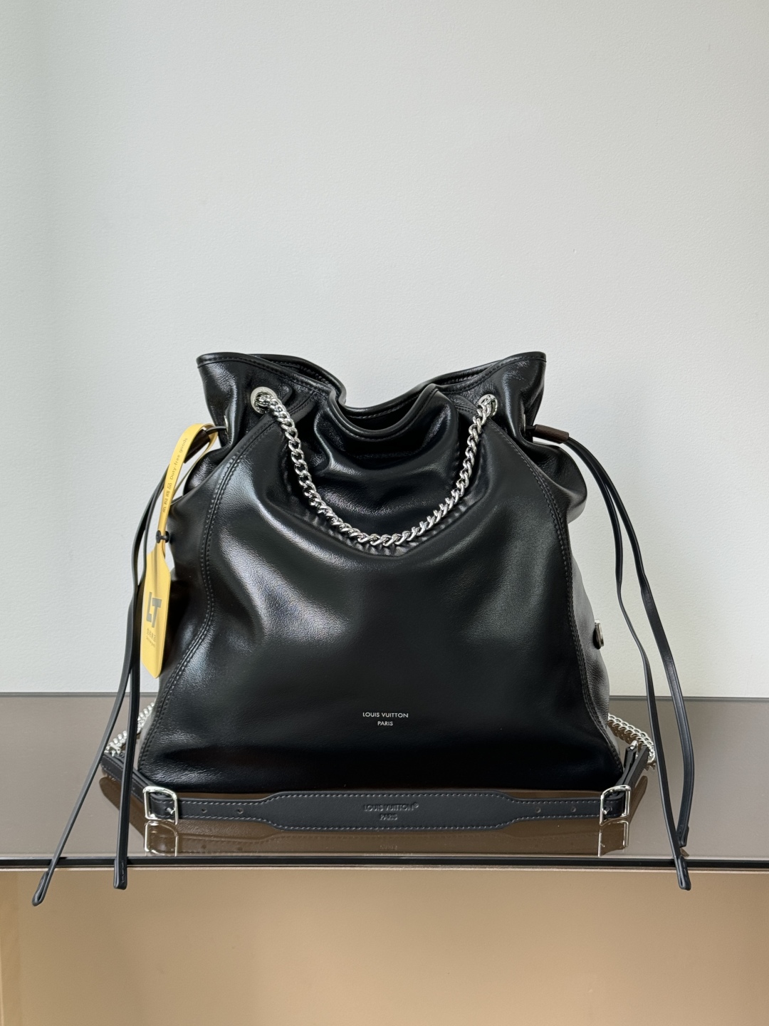 [TOP] Louis Vuitton LV OFF DUTY VIBE Bag 33✖️24✖️11.5cm - Black